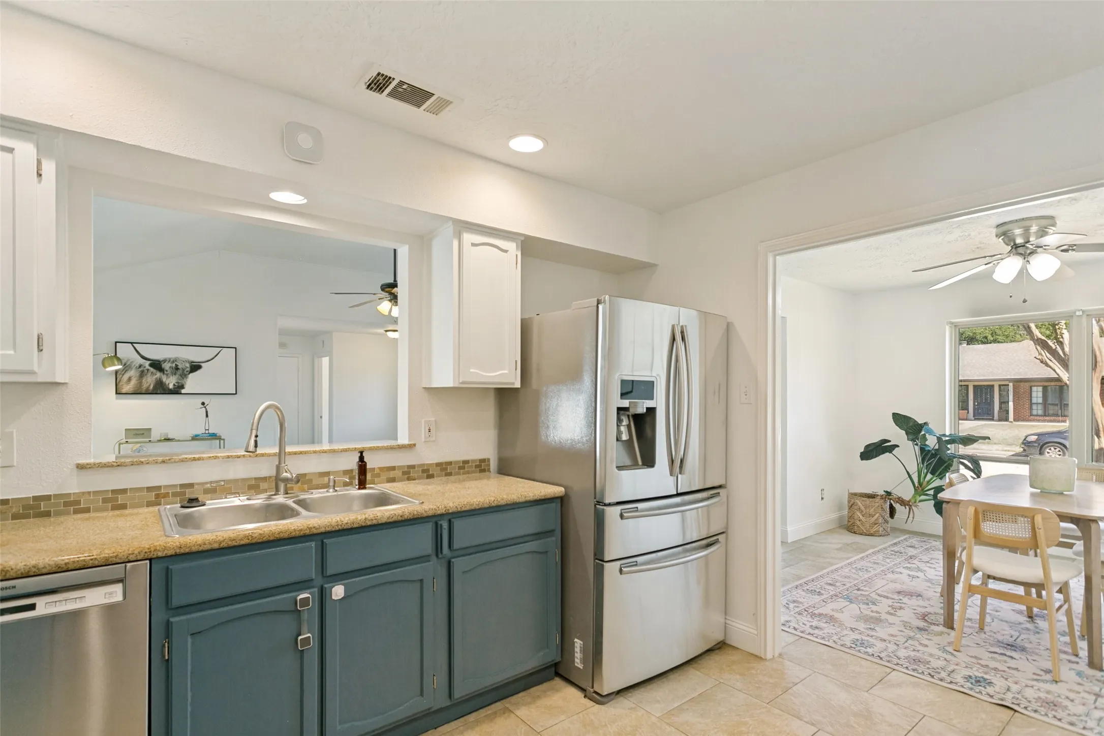 Single Family Residence For Sale in Collin County , 1200 Colmar Drive, Plano, Texas 75023, 3 Bedroom, 2 Bathroom, 2 Garage spaces, 1,912 Sqft, built in 1982, mls#21382919, Real Estate Agent in Plano, Homes For Sale in Collin county, Homes For Sale in Plano, Realtor in Plano Texas, Real Estate Brokerage Independent Realty Texas, Luminita Cordes Realtor