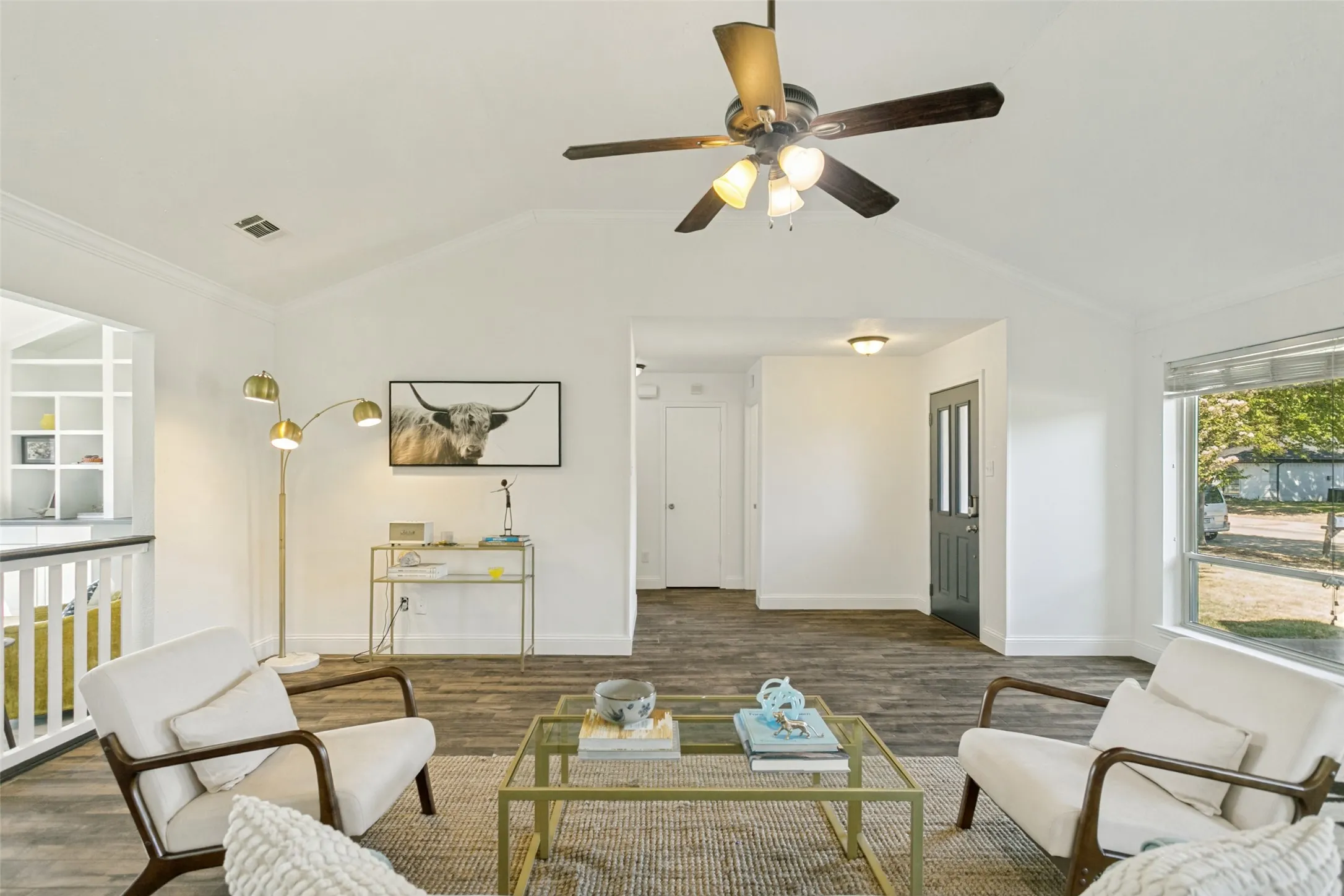 Single Family Residence For Sale in Collin County , 1200 Colmar Drive, Plano, Texas 75023, 3 Bedroom, 2 Bathroom, 2 Garage spaces, 1,912 Sqft, built in 1982, mls#21382919, Real Estate Agent in Plano, Homes For Sale in Collin county, Homes For Sale in Plano, Realtor in Plano Texas, Real Estate Brokerage Independent Realty Texas, Luminita Cordes Realtor