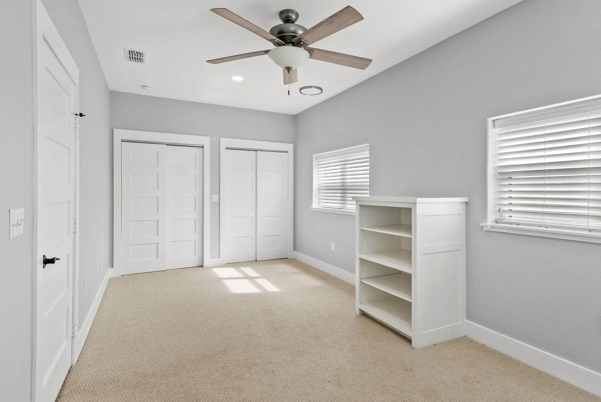Single Family Residence For Sale in Wood County , 2800 CR 2330, Mineola, Texas 75773, 2 Bedroom, 3 Bathroom, 2 Garage spaces, 1,574 Sqft, built in 2022, mls#21383005, Real Estate Agent in Mineola, Homes For Sale in Wood county, Homes For Sale in Mineola, Realtor in Mineola Texas, Real Estate Brokerage Independent Realty Texas, Luminita Cordes Realtor