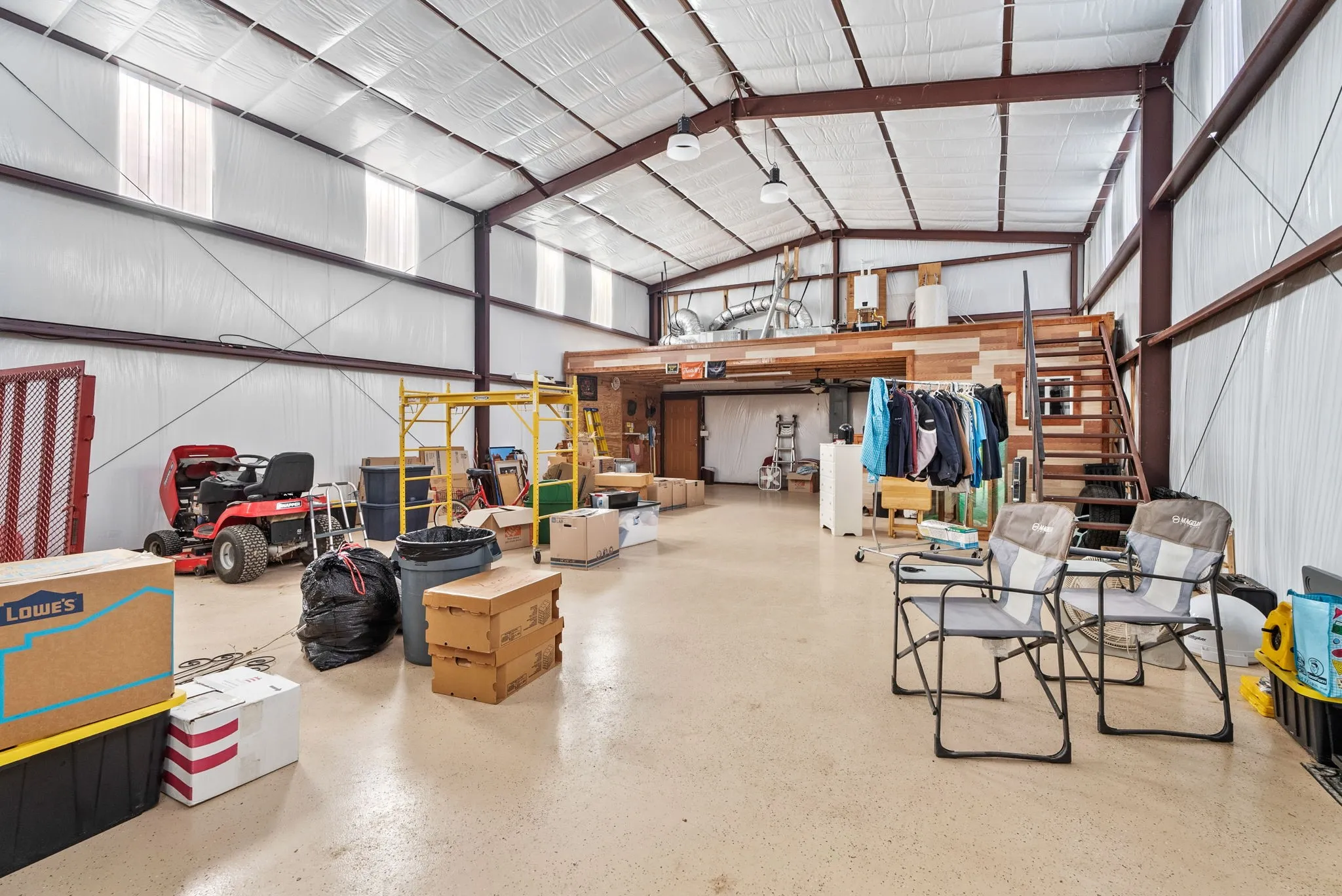 Single Family Residence For Sale in Wood County , 2800 CR 2330, Mineola, Texas 75773, 2 Bedroom, 3 Bathroom, 2 Garage spaces, 1,574 Sqft, built in 2022, mls#21383005, Real Estate Agent in Mineola, Homes For Sale in Wood county, Homes For Sale in Mineola, Realtor in Mineola Texas, Real Estate Brokerage Independent Realty Texas, Luminita Cordes Realtor