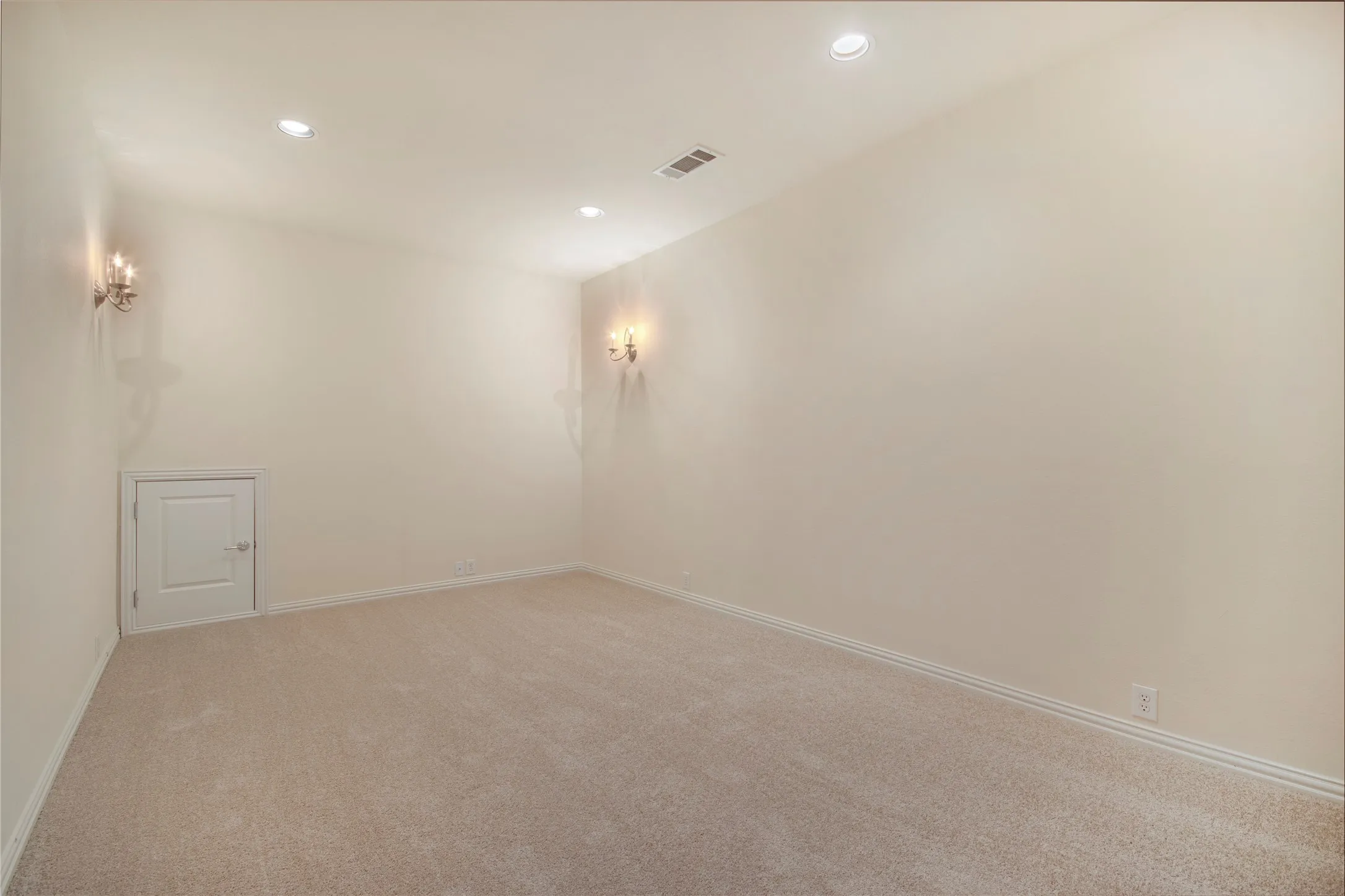 Single Family Residence For Sale in Denton County , 5966 Tascate Drive, Frisco, Texas 75036, 4 Bedroom, 4 Bathroom, 3 Garage spaces, 3,769 Sqft, built in 2006, mls#21375965, Real Estate Agent in Frisco, Homes For Sale in Denton county, Homes For Sale in Frisco, Realtor in Frisco Texas, Real Estate Brokerage Independent Realty Texas, Luminita Cordes Realtor