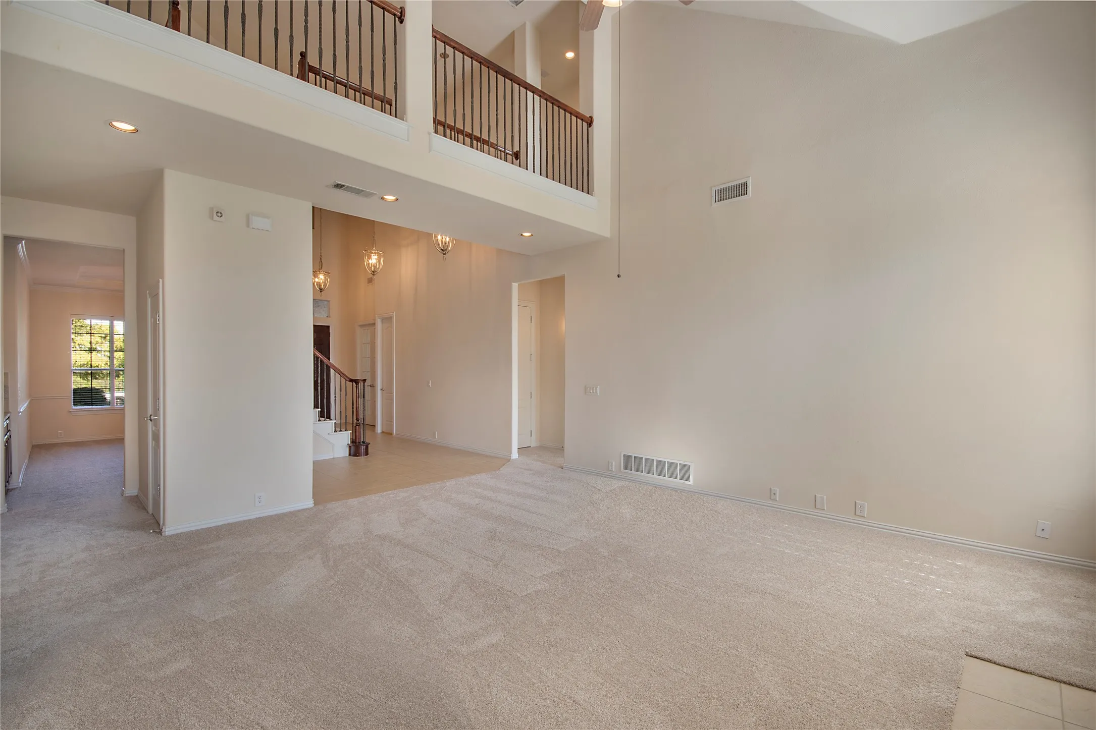 Single Family Residence For Sale in Denton County , 5966 Tascate Drive, Frisco, Texas 75036, 4 Bedroom, 4 Bathroom, 3 Garage spaces, 3,769 Sqft, built in 2006, mls#21375965, Real Estate Agent in Frisco, Homes For Sale in Denton county, Homes For Sale in Frisco, Realtor in Frisco Texas, Real Estate Brokerage Independent Realty Texas, Luminita Cordes Realtor
