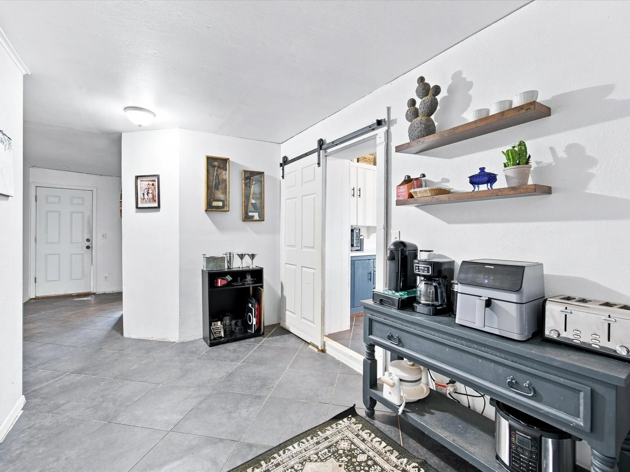 Single Family Residence For Sale in Throckmorton County , 208 E Church Street, Woodson, Texas 76491, 5 Bedroom, 3 Bathroom, Garage spaces, 2,920 Sqft, built in 1931, mls#21378457, Real Estate Agent in Woodson, Homes For Sale in Throckmorton county, Homes For Sale in Woodson, Realtor in Woodson Texas, Real Estate Brokerage Independent Realty Texas, Luminita Cordes Realtor