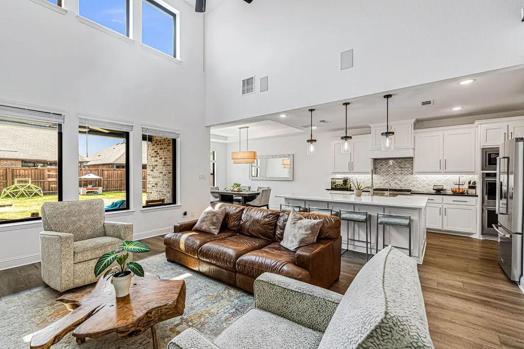 Single Family Residence For Sale in Collin County , 1908 Idlewood Lane, Prosper, Texas 75078, 4 Bedroom, 4 Bathroom, 2 Garage spaces, 2,769 Sqft, built in 2021, mls#21382749, Real Estate Agent in Prosper, Homes For Sale in Collin county, Homes For Sale in Prosper, Realtor in Prosper Texas, Real Estate Brokerage Independent Realty Texas, Luminita Cordes Realtor
