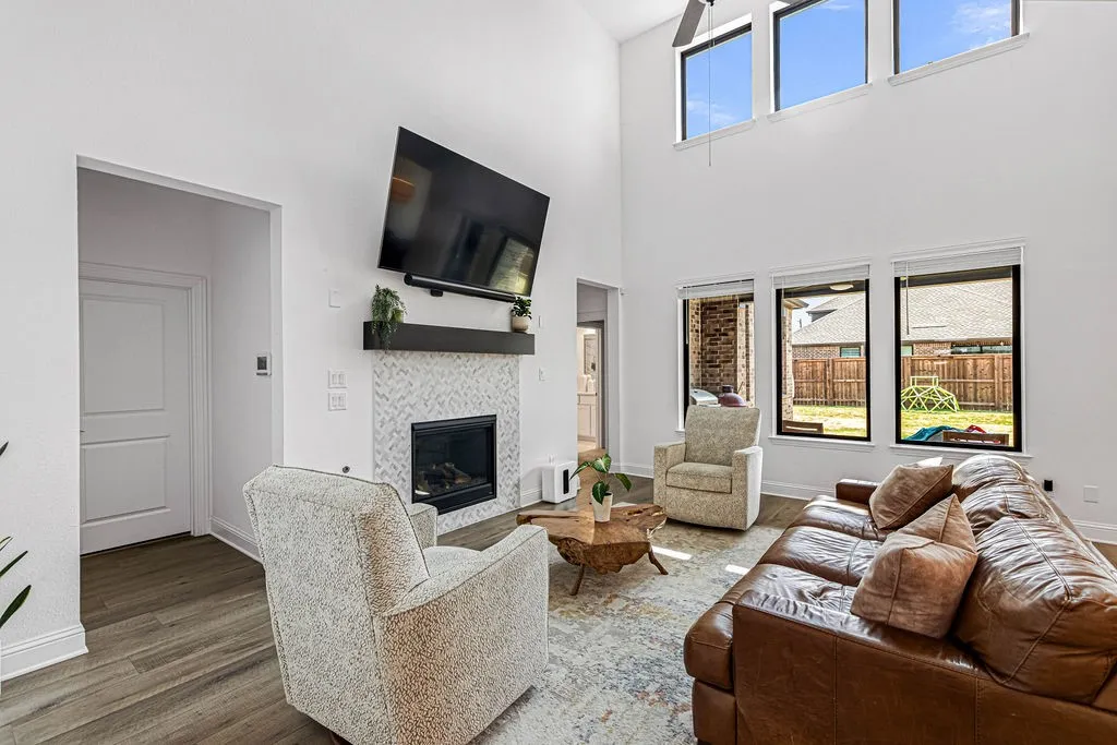 Single Family Residence For Sale in Collin County , 1908 Idlewood Lane, Prosper, Texas 75078, 4 Bedroom, 4 Bathroom, 2 Garage spaces, 2,769 Sqft, built in 2021, mls#21382749, Real Estate Agent in Prosper, Homes For Sale in Collin county, Homes For Sale in Prosper, Realtor in Prosper Texas, Real Estate Brokerage Independent Realty Texas, Luminita Cordes Realtor