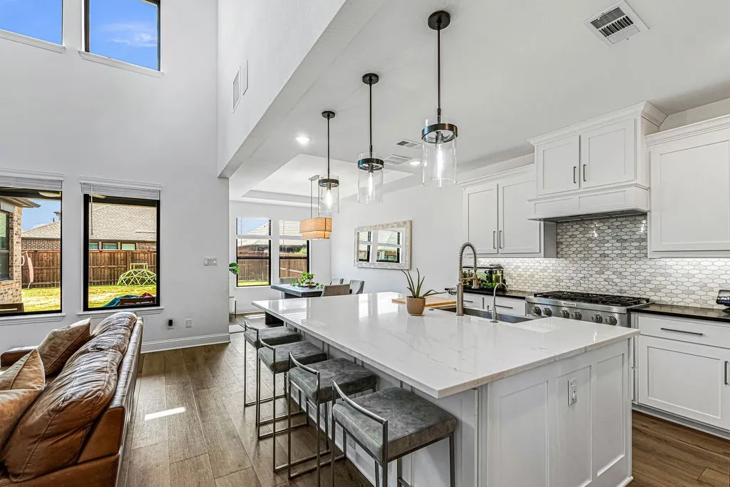 Single Family Residence For Sale in Collin County , 1908 Idlewood Lane, Prosper, Texas 75078, 4 Bedroom, 4 Bathroom, 2 Garage spaces, 2,769 Sqft, built in 2021, mls#21382749, Real Estate Agent in Prosper, Homes For Sale in Collin county, Homes For Sale in Prosper, Realtor in Prosper Texas, Real Estate Brokerage Independent Realty Texas, Luminita Cordes Realtor