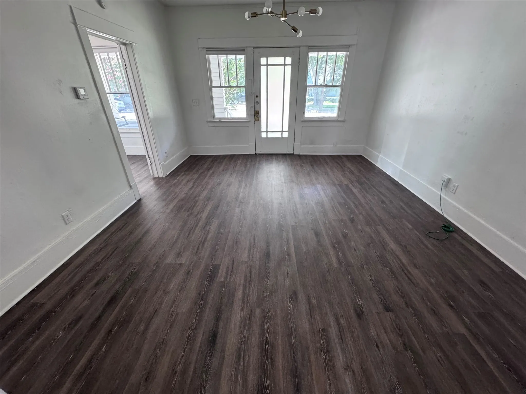 Duplex For Rent in Dallas County , 5619 Victor Street, Dallas, Texas 75214, 1 Bedroom, 1 Bathroom, Garage spaces, 800 Sqft, built in 1924, mls#21383011, Real Estate Agent in Dallas, Homes For Rent in Dallas county, Homes For Rent in Dallas, Realtor in Dallas Texas, Real Estate Brokerage Independent Realty Texas, Luminita Cordes Realtor
