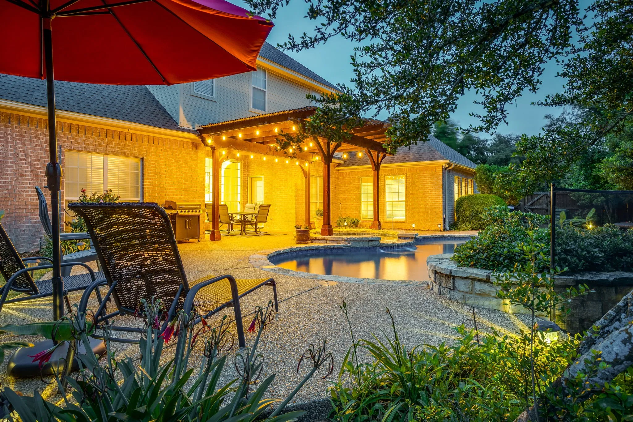 Single Family Residence For Sale in Tarrant County , 912 Thomas Crossing Drive, Fort Worth, Texas 76028, 4 Bedroom, 3 Bathroom, 2 Garage spaces, 3,160 Sqft, built in 1999, mls#21382800, Real Estate Agent in Fort Worth, Homes For Sale in Tarrant county, Homes For Sale in Fort Worth, Realtor in Fort Worth Texas, Real Estate Brokerage Independent Realty Texas, Luminita Cordes Realtor