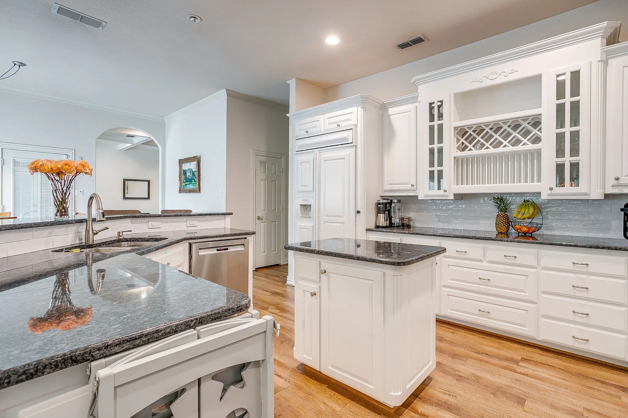 Updated kitchen in 2021