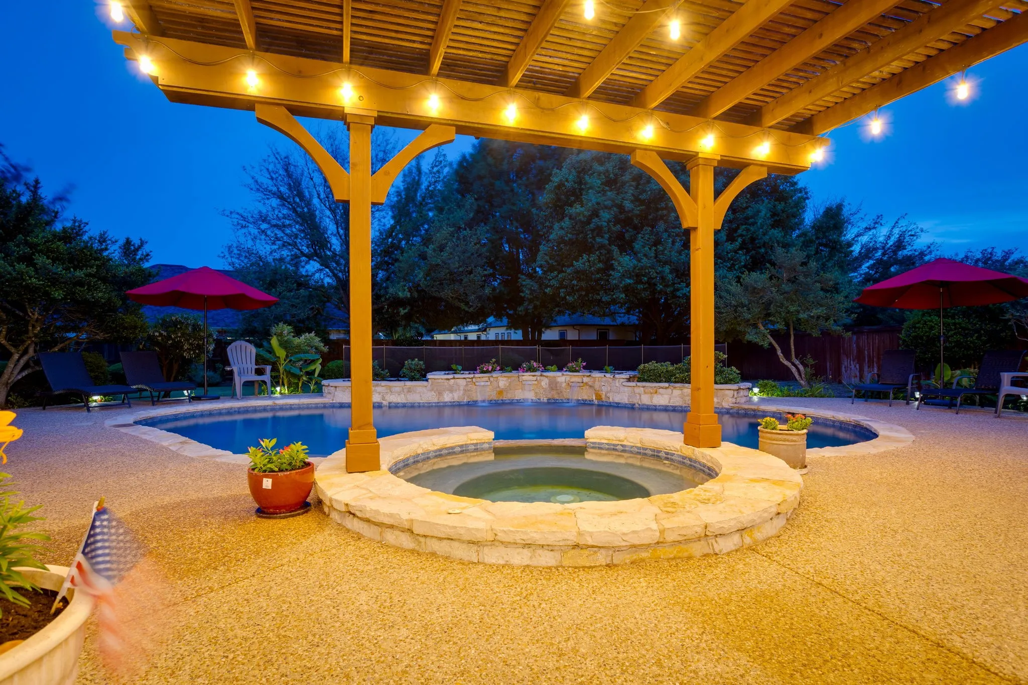 Single Family Residence For Sale in Tarrant County , 912 Thomas Crossing Drive, Fort Worth, Texas 76028, 4 Bedroom, 3 Bathroom, 2 Garage spaces, 3,160 Sqft, built in 1999, mls#21382800, Real Estate Agent in Fort Worth, Homes For Sale in Tarrant county, Homes For Sale in Fort Worth, Realtor in Fort Worth Texas, Real Estate Brokerage Independent Realty Texas, Luminita Cordes Realtor