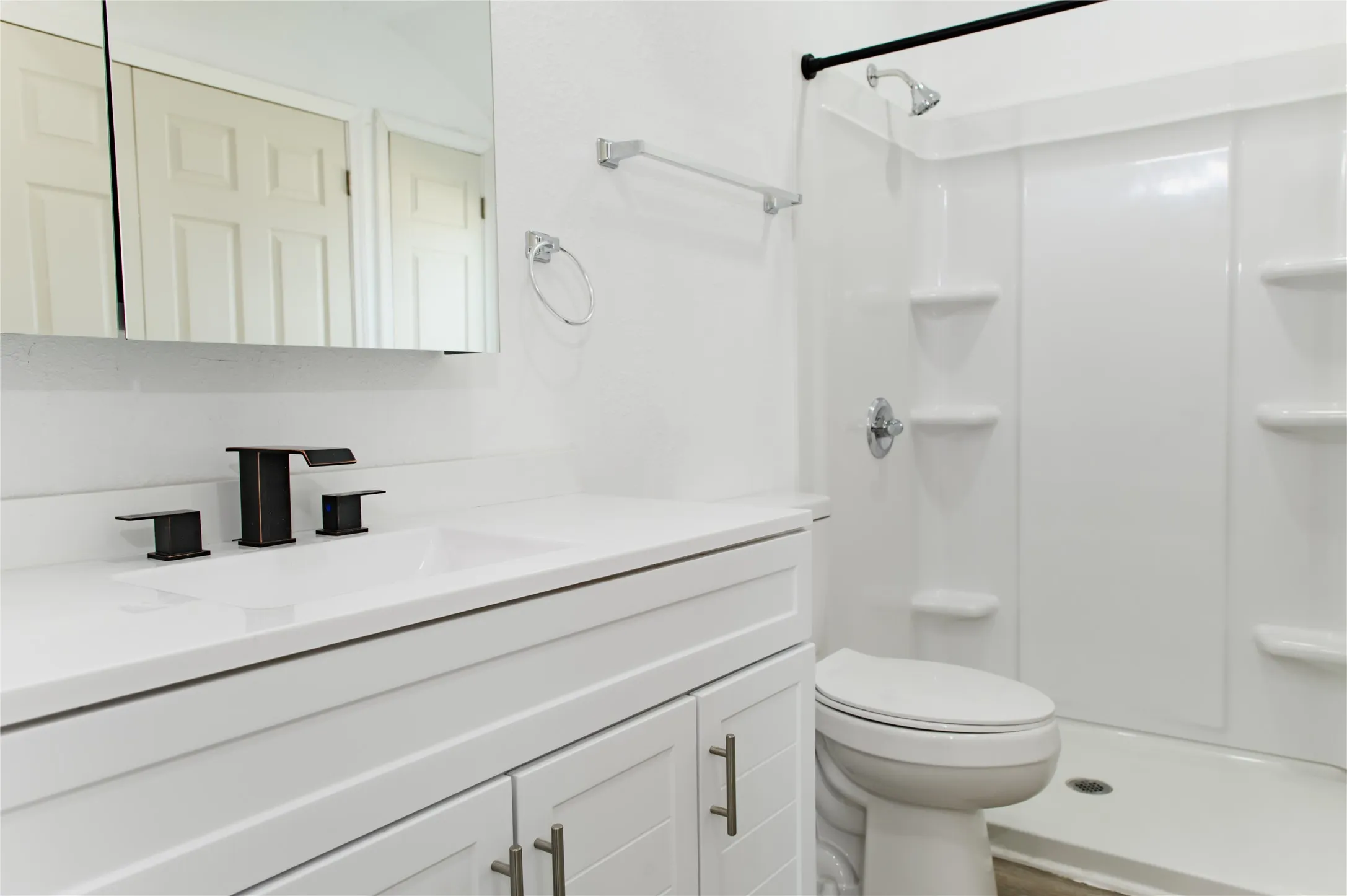 2nd bathroom