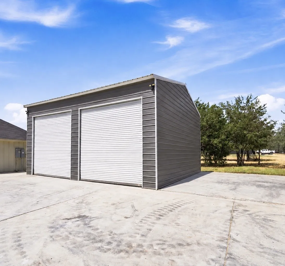 Single Family Residence For Sale in Johnson County , 8001 County Road 109, Alvarado, Texas 76009, 3 Bedroom, 2 Bathroom, 2 Garage spaces, 1,343 Sqft, built in 2019, mls#21382676, Real Estate Agent in Alvarado, Homes For Sale in Johnson county, Homes For Sale in Alvarado, Realtor in Alvarado Texas, Real Estate Brokerage Independent Realty Texas, Luminita Cordes Realtor