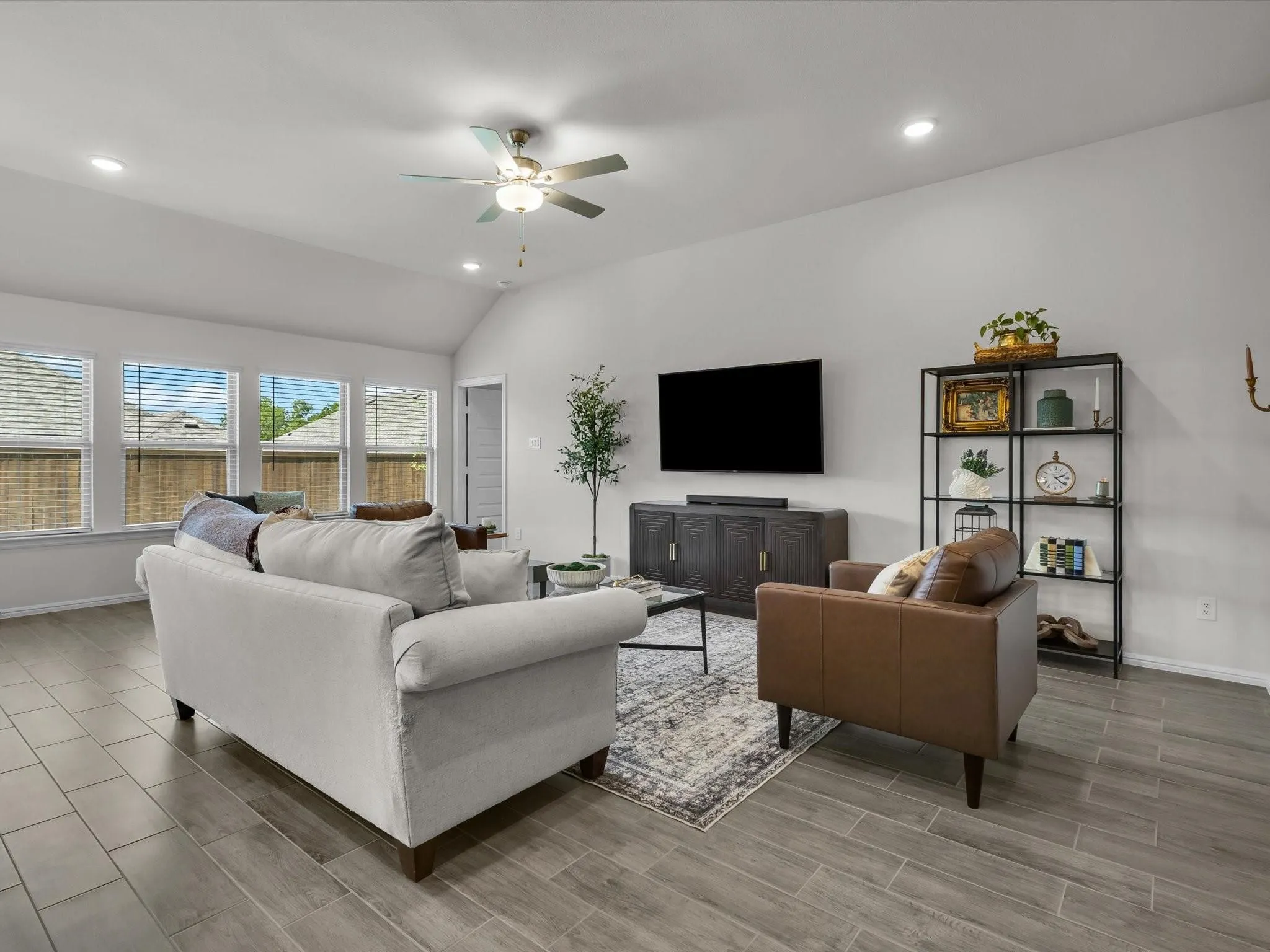 Single Family Residence For Sale in Denton County , 13141 Yellowstone Way, Providence Village, Texas 76227, 4 Bedroom, 2 Bathroom, 2 Garage spaces, 2,108 Sqft, built in 2024, mls#21380936, Real Estate Agent in Providence Village, Homes For Sale in Denton county, Homes For Sale in Providence Village, Realtor in Providence Village Texas, Real Estate Brokerage Independent Realty Texas, Luminita Cordes Realtor