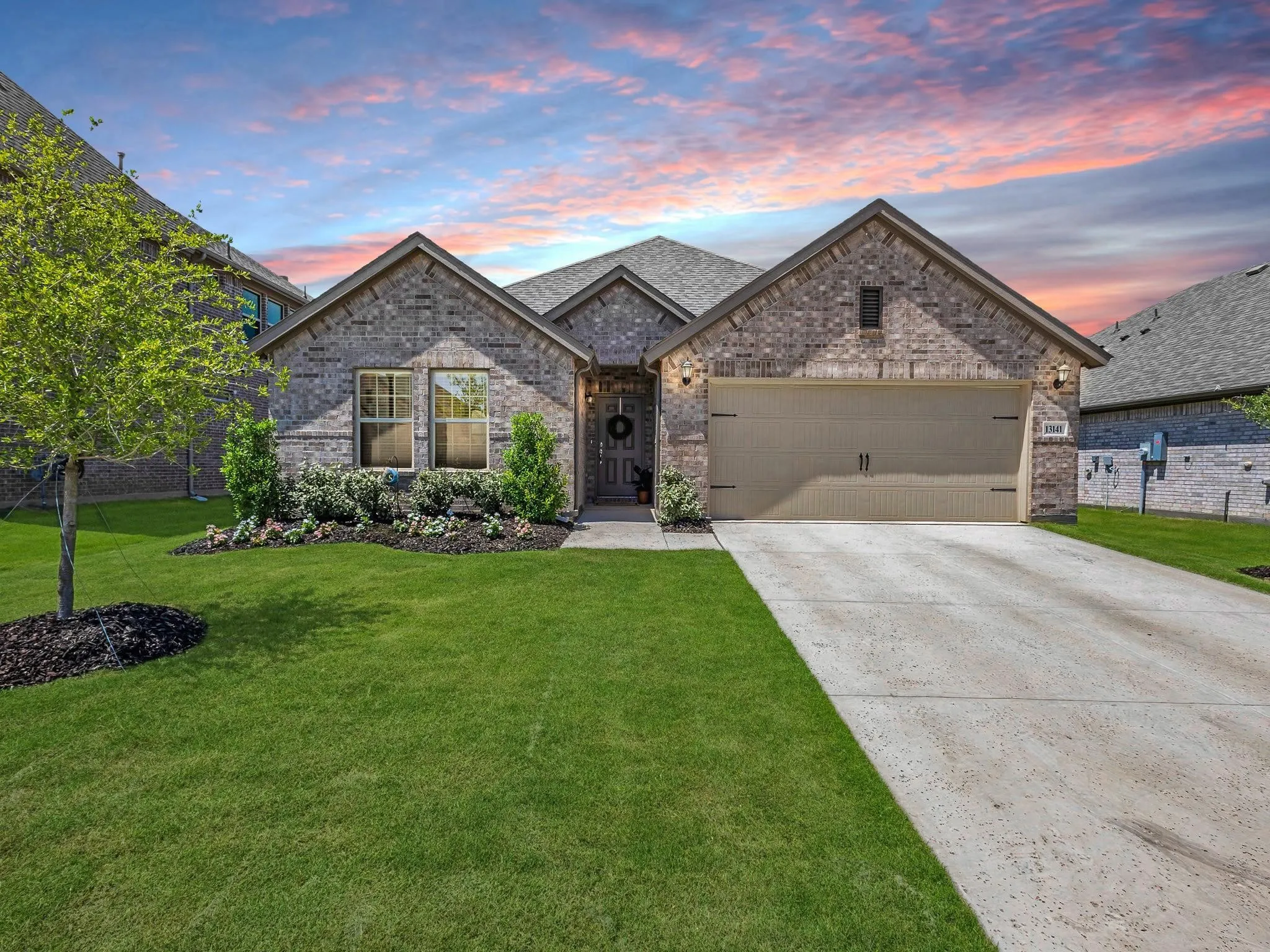 Single Family Residence For Sale in Denton County , 13141 Yellowstone Way, Providence Village, Texas 76227, 4 Bedroom, 2 Bathroom, 2 Garage spaces, 2,108 Sqft, built in 2024, mls#21380936, Real Estate Agent in Providence Village, Homes For Sale in Denton county, Homes For Sale in Providence Village, Realtor in Providence Village Texas, Real Estate Brokerage Independent Realty Texas, Luminita Cordes Realtor
