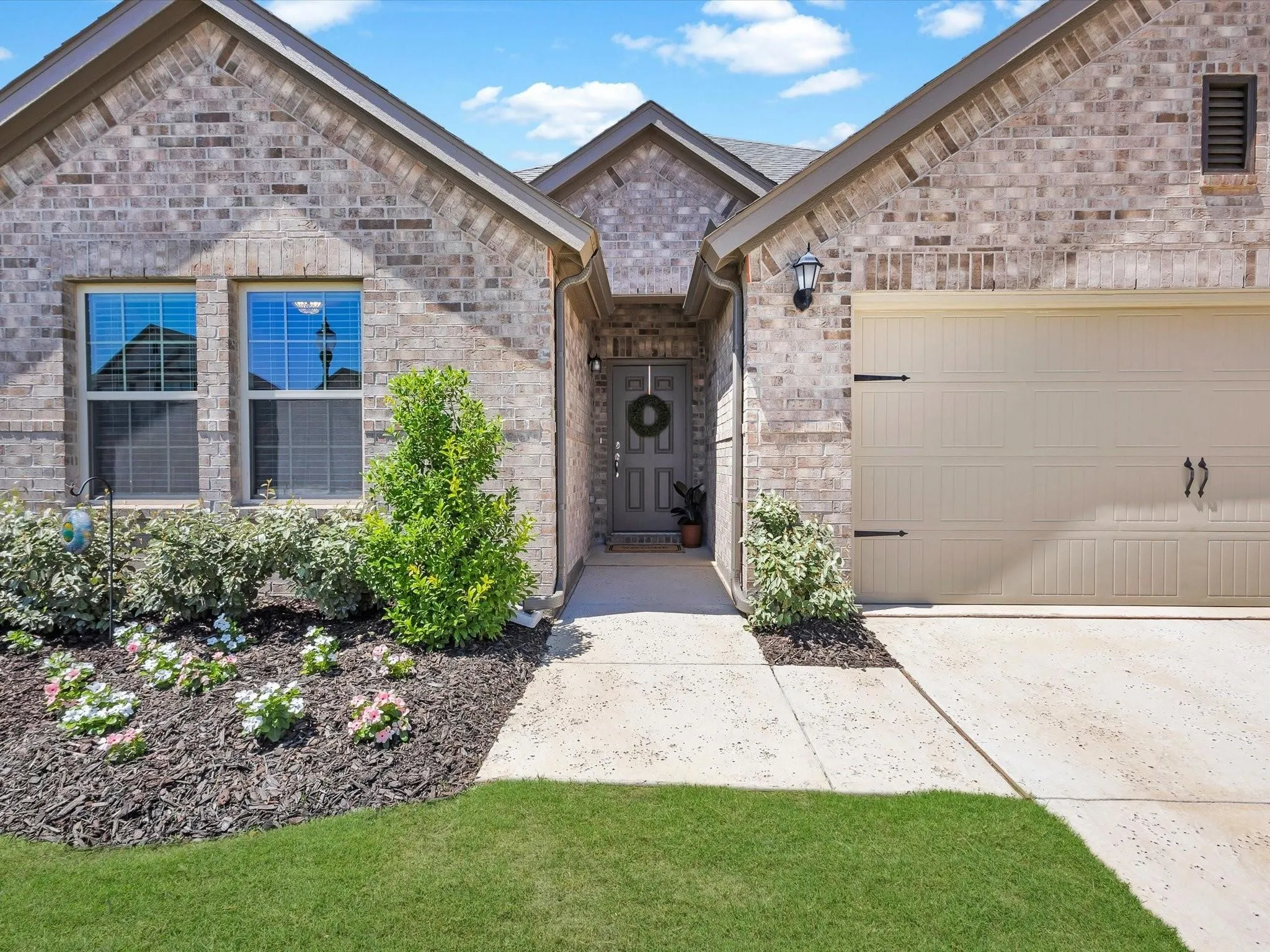 Single Family Residence For Sale in Denton County , 13141 Yellowstone Way, Providence Village, Texas 76227, 4 Bedroom, 2 Bathroom, 2 Garage spaces, 2,108 Sqft, built in 2024, mls#21380936, Real Estate Agent in Providence Village, Homes For Sale in Denton county, Homes For Sale in Providence Village, Realtor in Providence Village Texas, Real Estate Brokerage Independent Realty Texas, Luminita Cordes Realtor