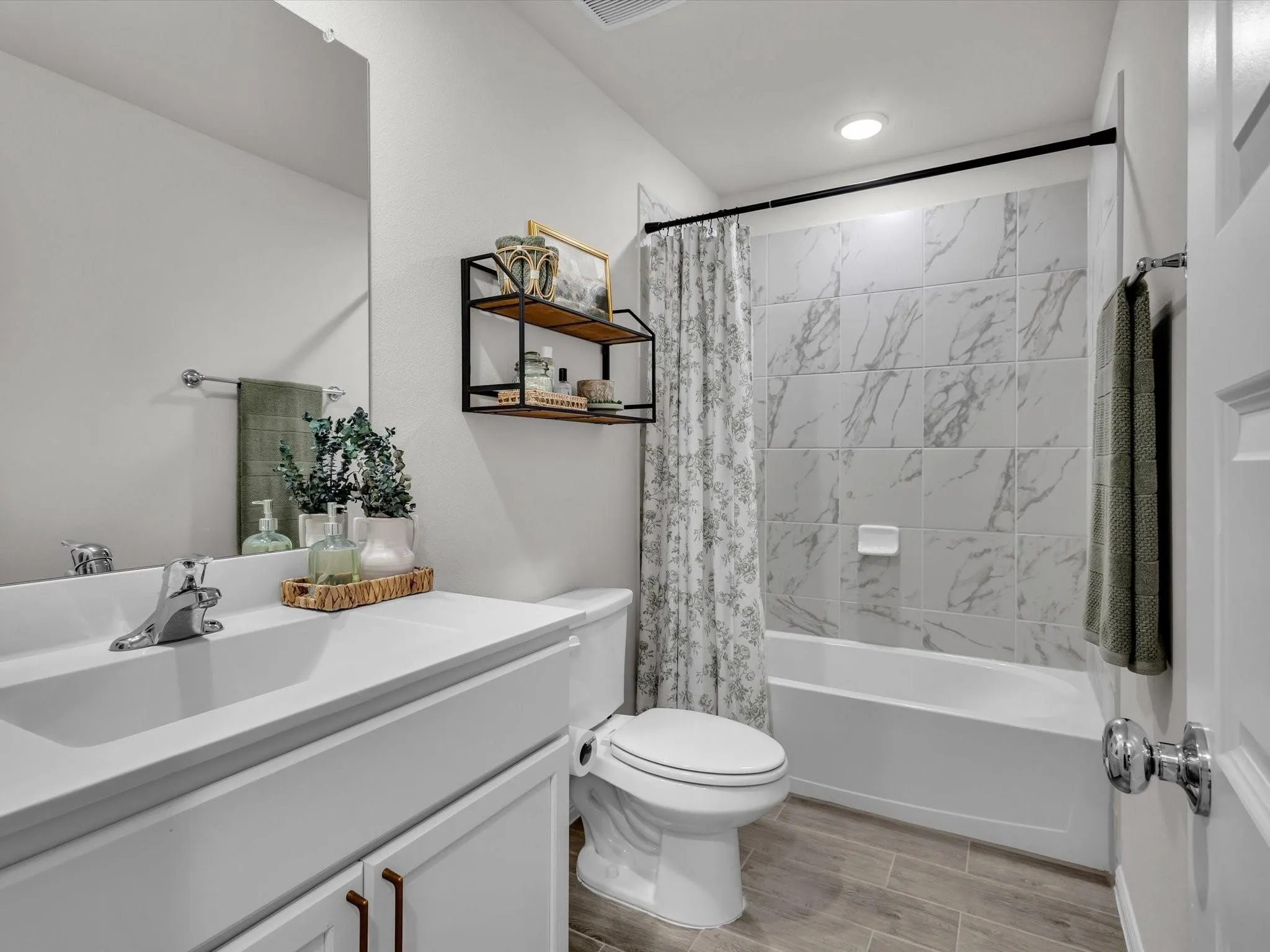 Single Family Residence For Sale in Denton County , 13141 Yellowstone Way, Providence Village, Texas 76227, 4 Bedroom, 2 Bathroom, 2 Garage spaces, 2,108 Sqft, built in 2024, mls#21380936, Real Estate Agent in Providence Village, Homes For Sale in Denton county, Homes For Sale in Providence Village, Realtor in Providence Village Texas, Real Estate Brokerage Independent Realty Texas, Luminita Cordes Realtor