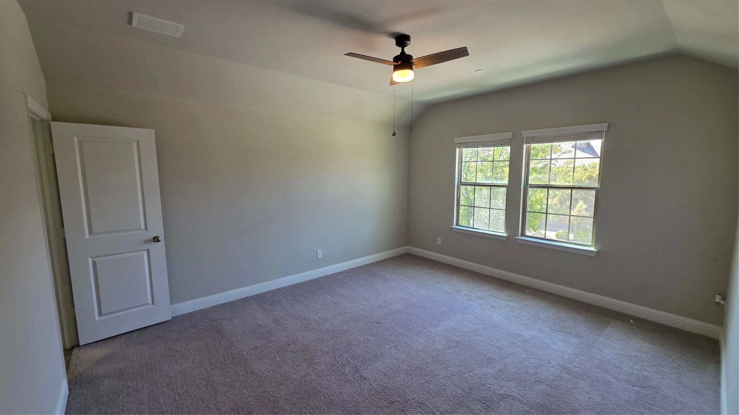 Townhouse For Rent in Collin County , 6416 Hermosa Drive, Plano, Texas 75024, 4 Bedroom, 4 Bathroom, 2 Garage spaces, 1,934 Sqft, built in 2018, mls#21382999, Real Estate Agent in Plano, Homes For Rent in Collin county, Homes For Rent in Plano, Realtor in Plano Texas, Real Estate Brokerage Independent Realty Texas, Luminita Cordes Realtor