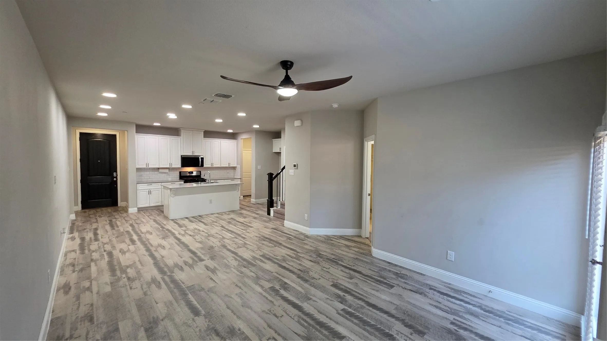 Townhouse For Rent in Collin County , 6416 Hermosa Drive, Plano, Texas 75024, 4 Bedroom, 4 Bathroom, 2 Garage spaces, 1,934 Sqft, built in 2018, mls#21382999, Real Estate Agent in Plano, Homes For Rent in Collin county, Homes For Rent in Plano, Realtor in Plano Texas, Real Estate Brokerage Independent Realty Texas, Luminita Cordes Realtor