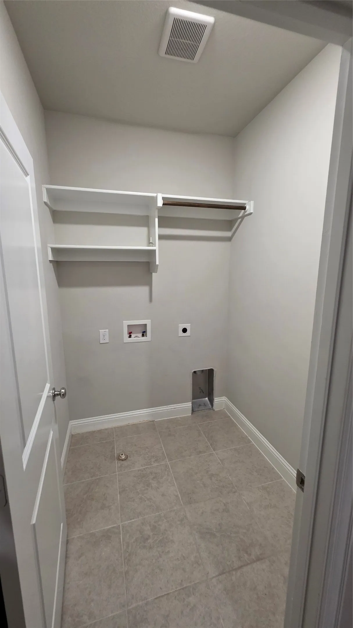 Townhouse For Rent in Collin County , 6416 Hermosa Drive, Plano, Texas 75024, 4 Bedroom, 4 Bathroom, 2 Garage spaces, 1,934 Sqft, built in 2018, mls#21382999, Real Estate Agent in Plano, Homes For Rent in Collin county, Homes For Rent in Plano, Realtor in Plano Texas, Real Estate Brokerage Independent Realty Texas, Luminita Cordes Realtor