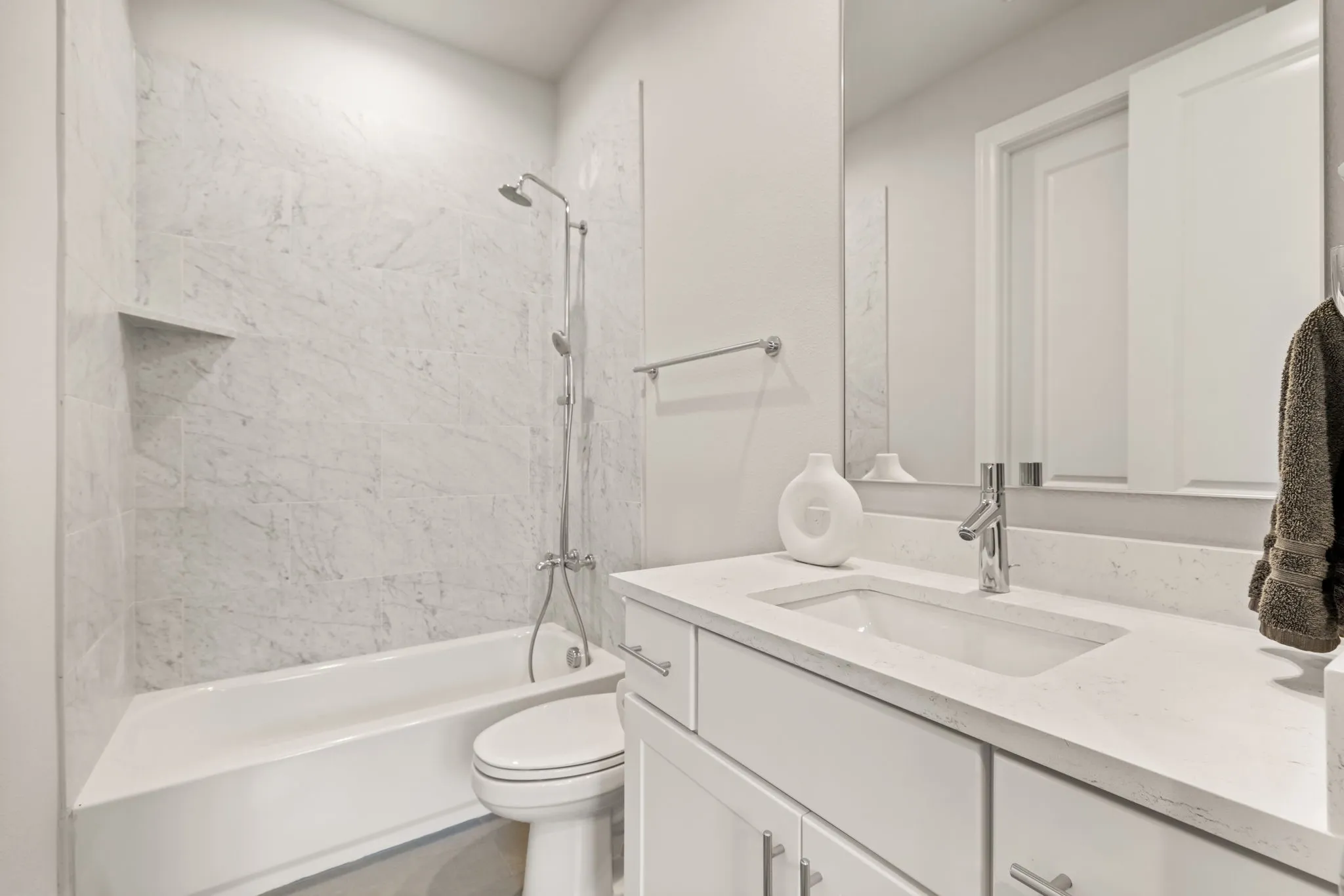 Image of model home with similar layout