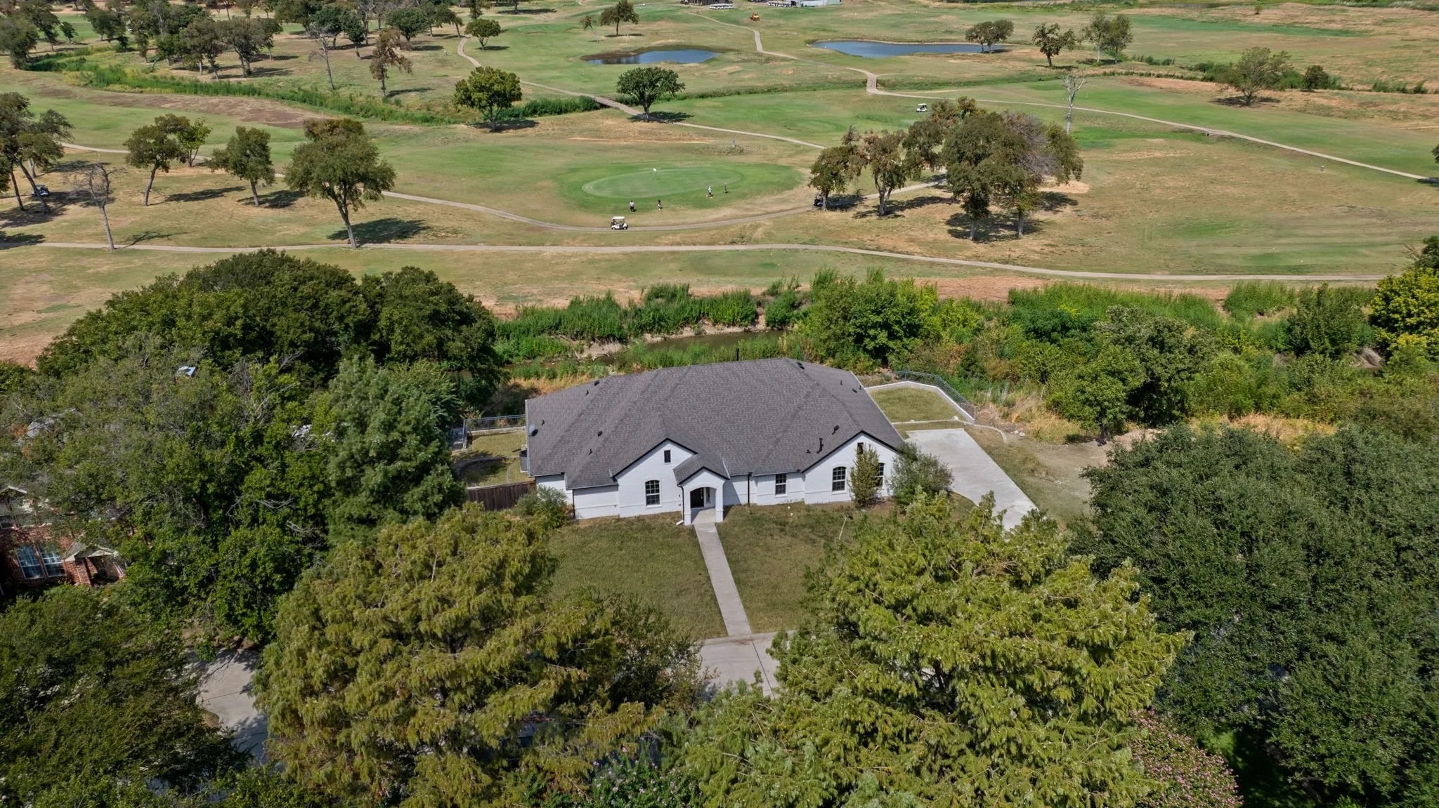 Single Family Residence For Sale in Dallas County , 3648 Bluegrass Drive, Grand Prairie, Texas 75052, 4 Bedroom, 3 Bathroom, 2 Garage spaces, 2,208 Sqft, built in 2018, mls#21382937, Real Estate Agent in Grand Prairie, Homes For Sale in Dallas county, Homes For Sale in Grand Prairie, Realtor in Grand Prairie Texas, Real Estate Brokerage Independent Realty Texas, Luminita Cordes Realtor