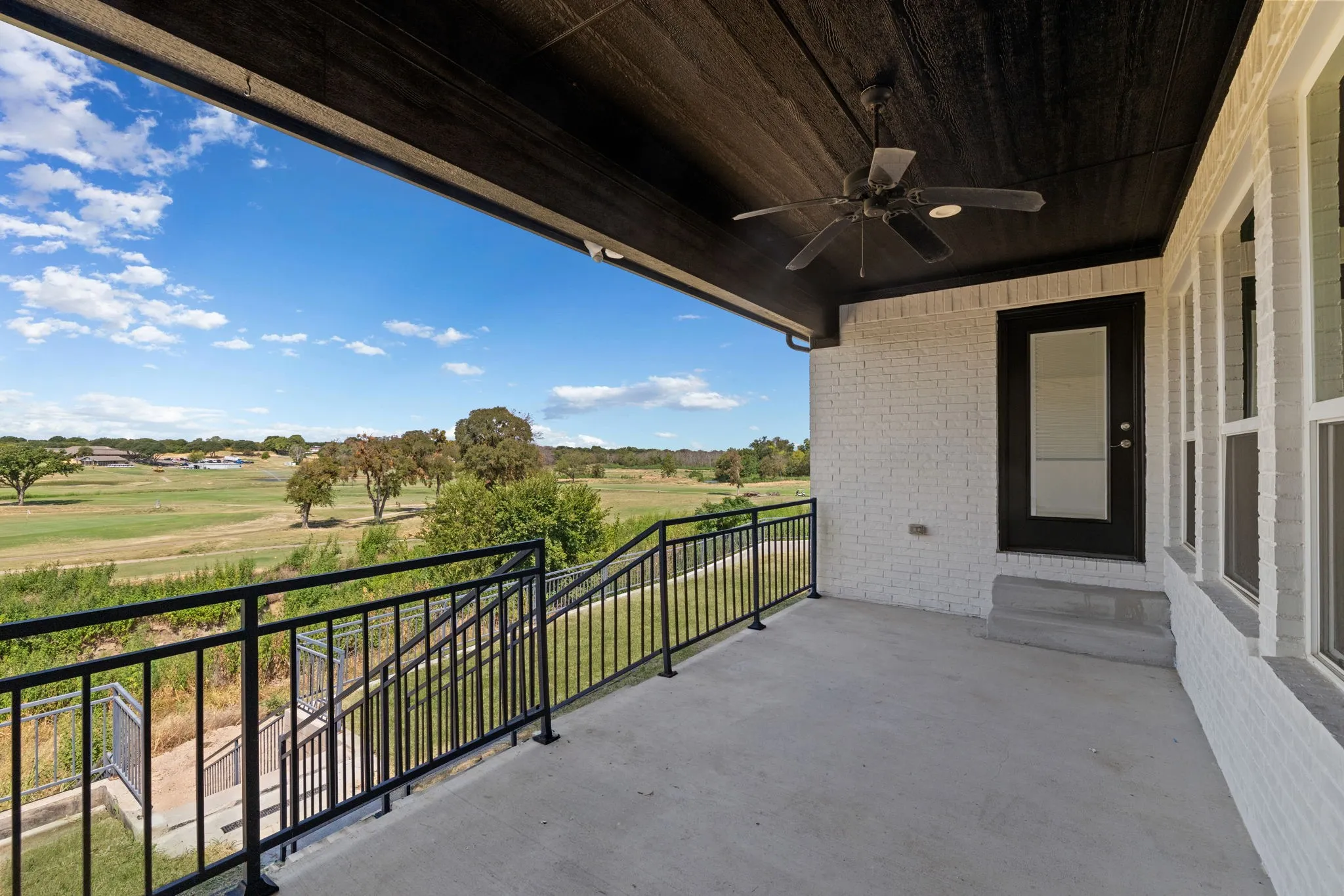 Single Family Residence For Sale in Dallas County , 3648 Bluegrass Drive, Grand Prairie, Texas 75052, 4 Bedroom, 3 Bathroom, 2 Garage spaces, 2,208 Sqft, built in 2018, mls#21382937, Real Estate Agent in Grand Prairie, Homes For Sale in Dallas county, Homes For Sale in Grand Prairie, Realtor in Grand Prairie Texas, Real Estate Brokerage Independent Realty Texas, Luminita Cordes Realtor