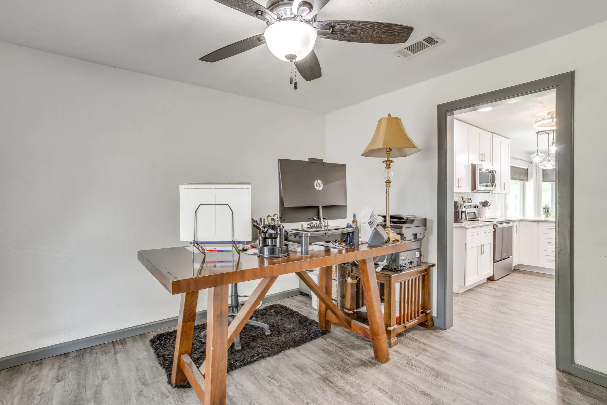 Single Family Residence For Sale in Johnson County , 104 Sunset Place, Joshua, Texas 76058, 4 Bedroom, 2 Bathroom, 2 Garage spaces, 2,410 Sqft, built in 1974, mls#21382667, Real Estate Agent in Joshua, Homes For Sale in Johnson county, Homes For Sale in Joshua, Realtor in Joshua Texas, Real Estate Brokerage Independent Realty Texas, Luminita Cordes Realtor