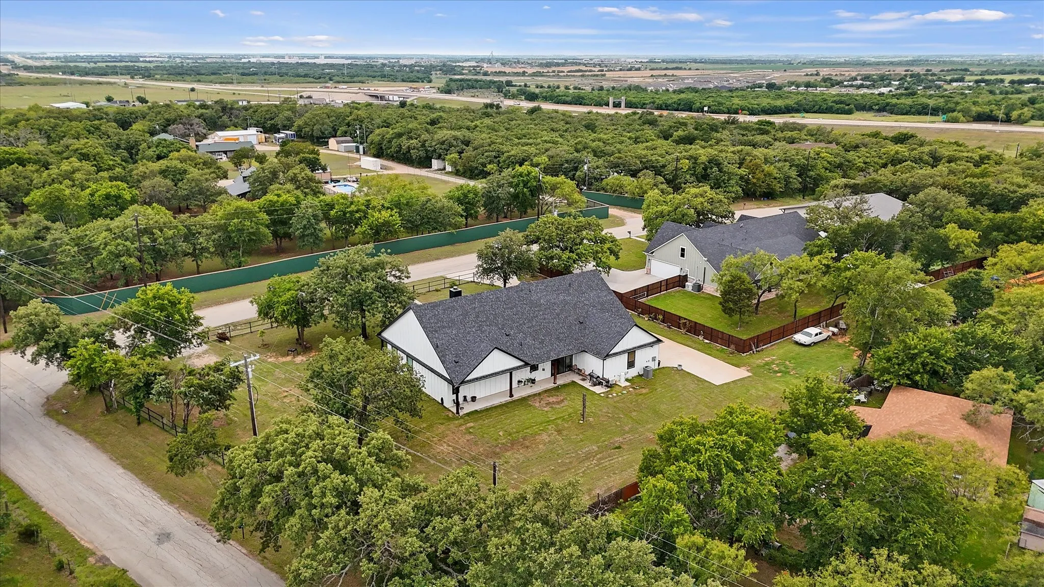 Single Family Residence For Sale in Johnson County , 5509 County Road 1022, Joshua, Texas 76058, 5 Bedroom, 4 Bathroom, 2 Garage spaces, 3,241 Sqft, built in 2023, mls#21383064, Real Estate Agent in Joshua, Homes For Sale in Johnson county, Homes For Sale in Joshua, Realtor in Joshua Texas, Real Estate Brokerage Independent Realty Texas, Luminita Cordes Realtor