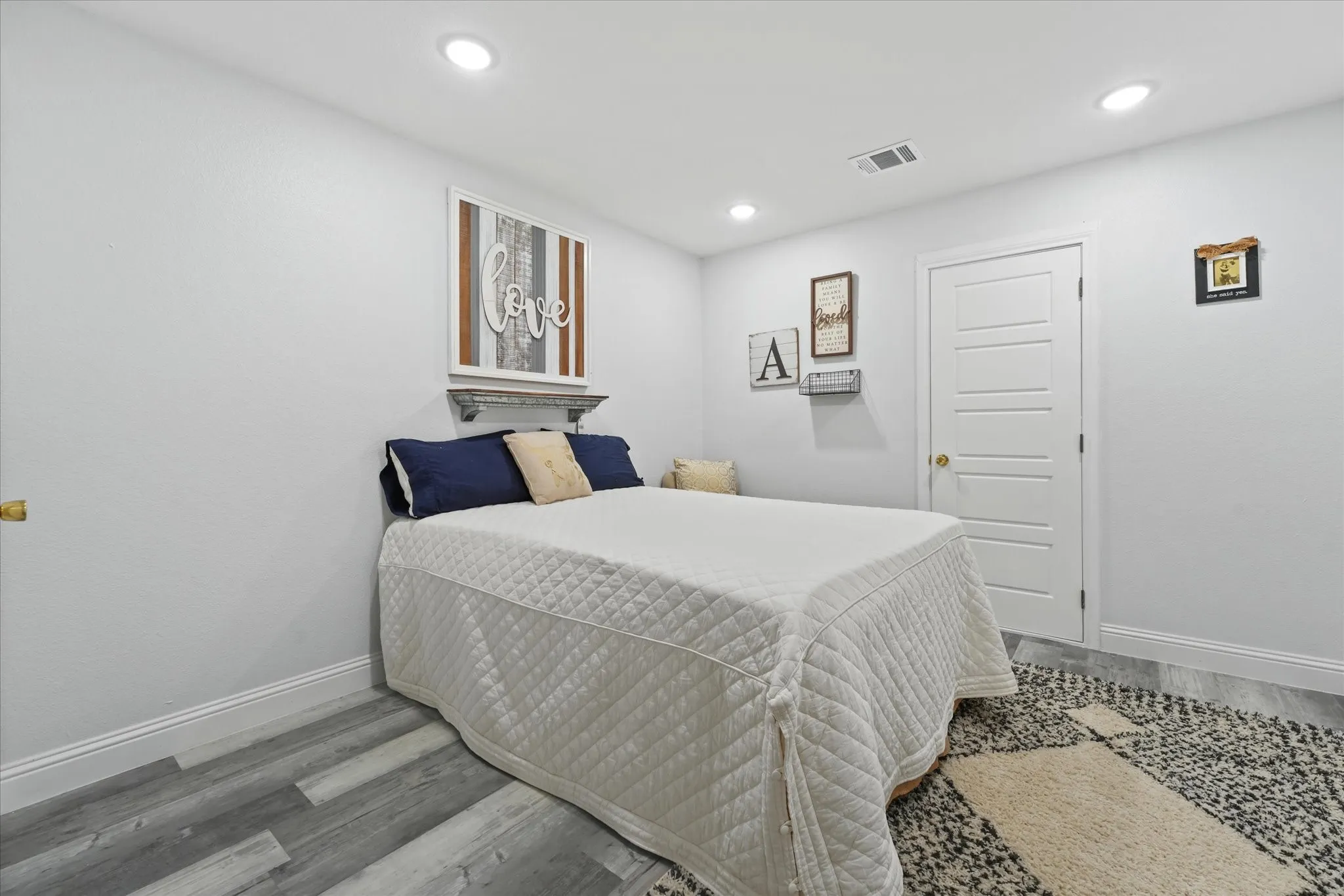 Single Family Residence For Sale in Johnson County , 5509 County Road 1022, Joshua, Texas 76058, 5 Bedroom, 4 Bathroom, 2 Garage spaces, 3,241 Sqft, built in 2023, mls#21383064, Real Estate Agent in Joshua, Homes For Sale in Johnson county, Homes For Sale in Joshua, Realtor in Joshua Texas, Real Estate Brokerage Independent Realty Texas, Luminita Cordes Realtor