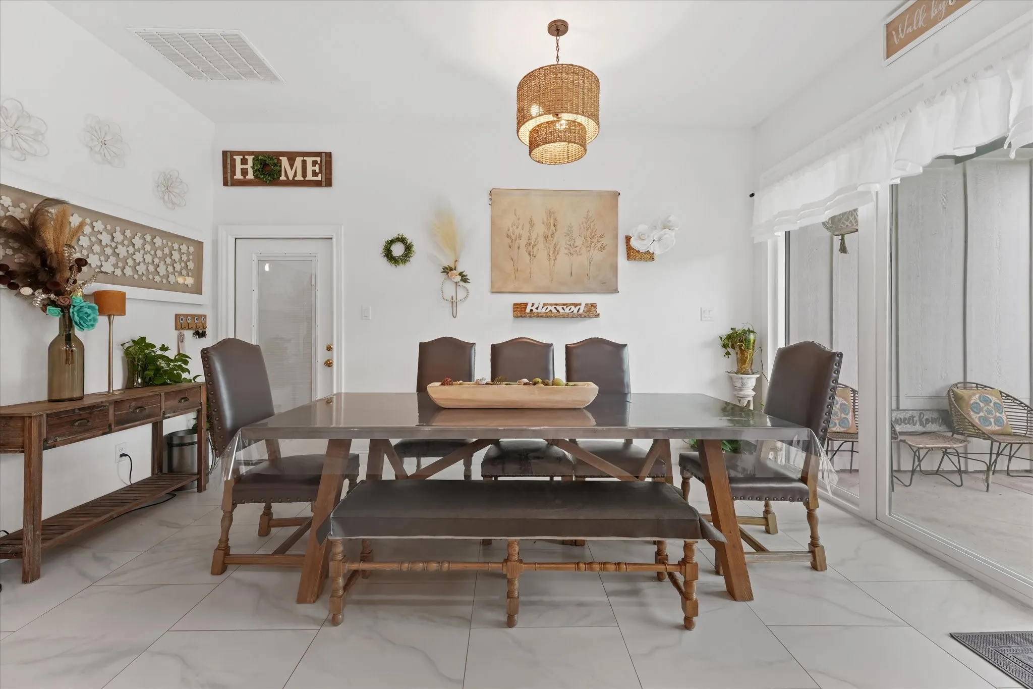 Single Family Residence For Sale in Johnson County , 5509 County Road 1022, Joshua, Texas 76058, 5 Bedroom, 4 Bathroom, 2 Garage spaces, 3,241 Sqft, built in 2023, mls#21383064, Real Estate Agent in Joshua, Homes For Sale in Johnson county, Homes For Sale in Joshua, Realtor in Joshua Texas, Real Estate Brokerage Independent Realty Texas, Luminita Cordes Realtor