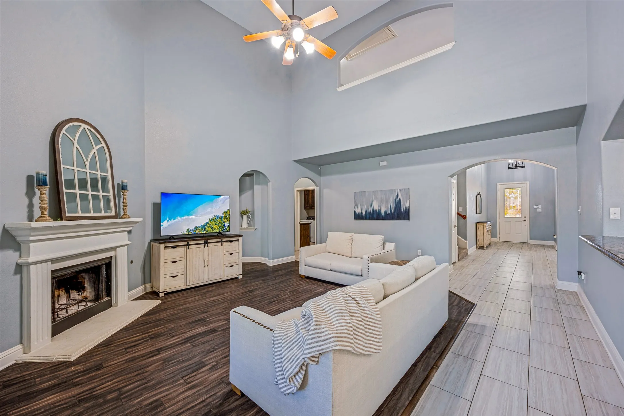 Single Family Residence For Sale in Collin County , 831 Texcoco Drive, Prosper, Texas 75078, 4 Bedroom, 4 Bathroom, 3 Garage spaces, 3,810 Sqft, built in 2005, mls#21380158, Real Estate Agent in Prosper, Homes For Sale in Collin county, Homes For Sale in Prosper, Realtor in Prosper Texas, Real Estate Brokerage Independent Realty Texas, Luminita Cordes Realtor