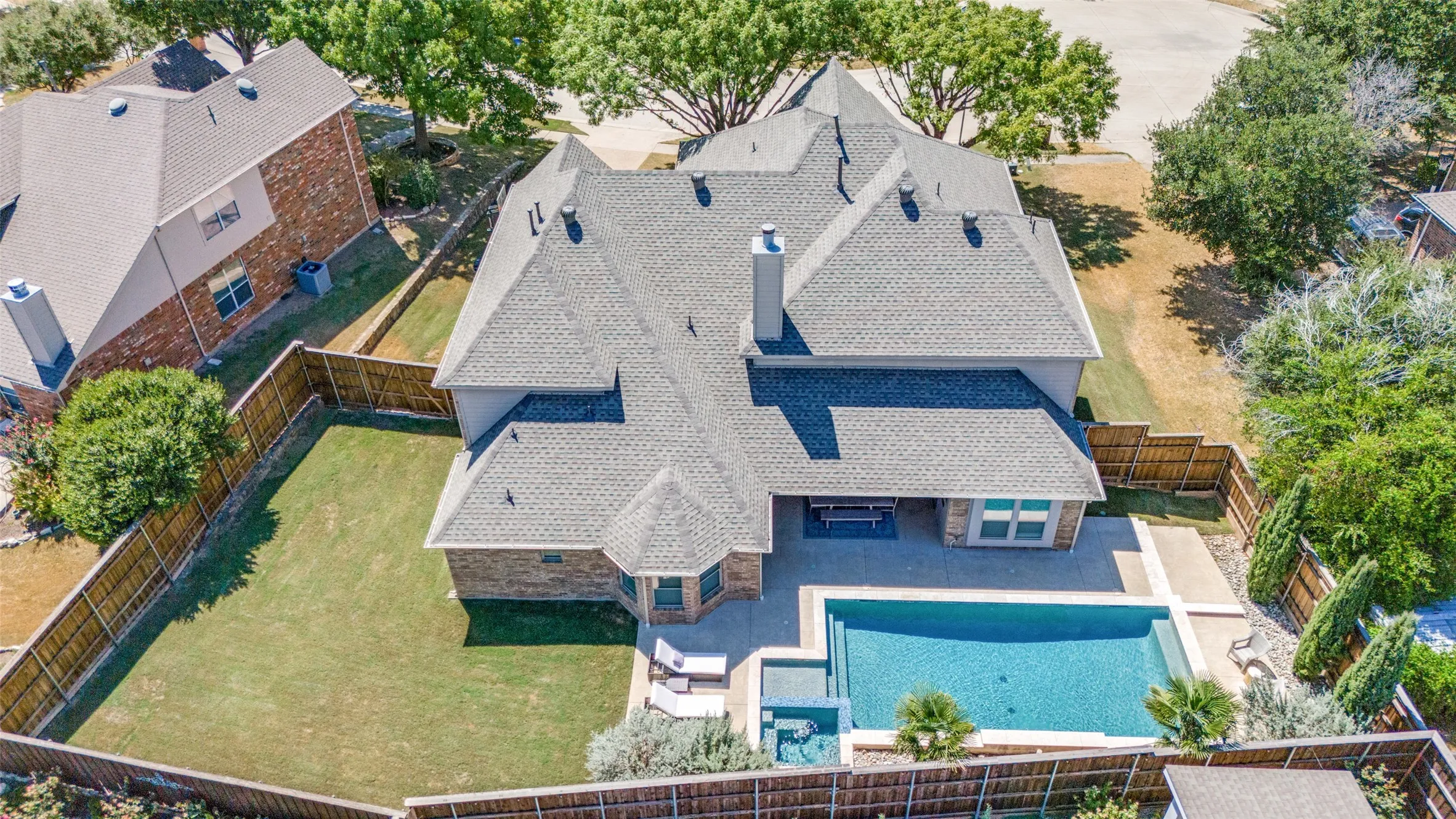 Single Family Residence For Sale in Collin County , 831 Texcoco Drive, Prosper, Texas 75078, 4 Bedroom, 4 Bathroom, 3 Garage spaces, 3,810 Sqft, built in 2005, mls#21380158, Real Estate Agent in Prosper, Homes For Sale in Collin county, Homes For Sale in Prosper, Realtor in Prosper Texas, Real Estate Brokerage Independent Realty Texas, Luminita Cordes Realtor