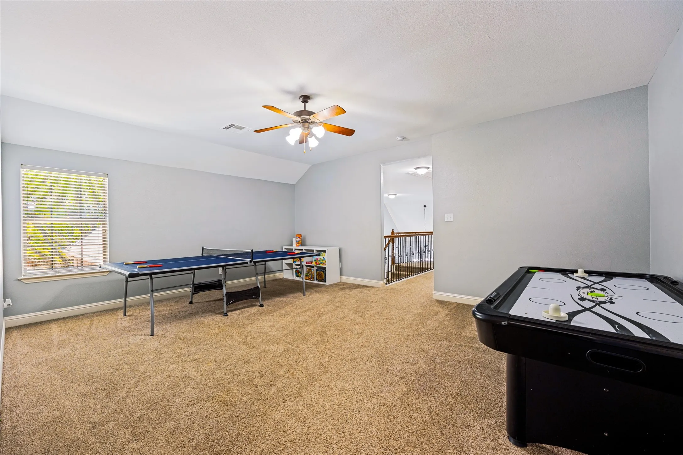Single Family Residence For Sale in Collin County , 831 Texcoco Drive, Prosper, Texas 75078, 4 Bedroom, 4 Bathroom, 3 Garage spaces, 3,810 Sqft, built in 2005, mls#21380158, Real Estate Agent in Prosper, Homes For Sale in Collin county, Homes For Sale in Prosper, Realtor in Prosper Texas, Real Estate Brokerage Independent Realty Texas, Luminita Cordes Realtor