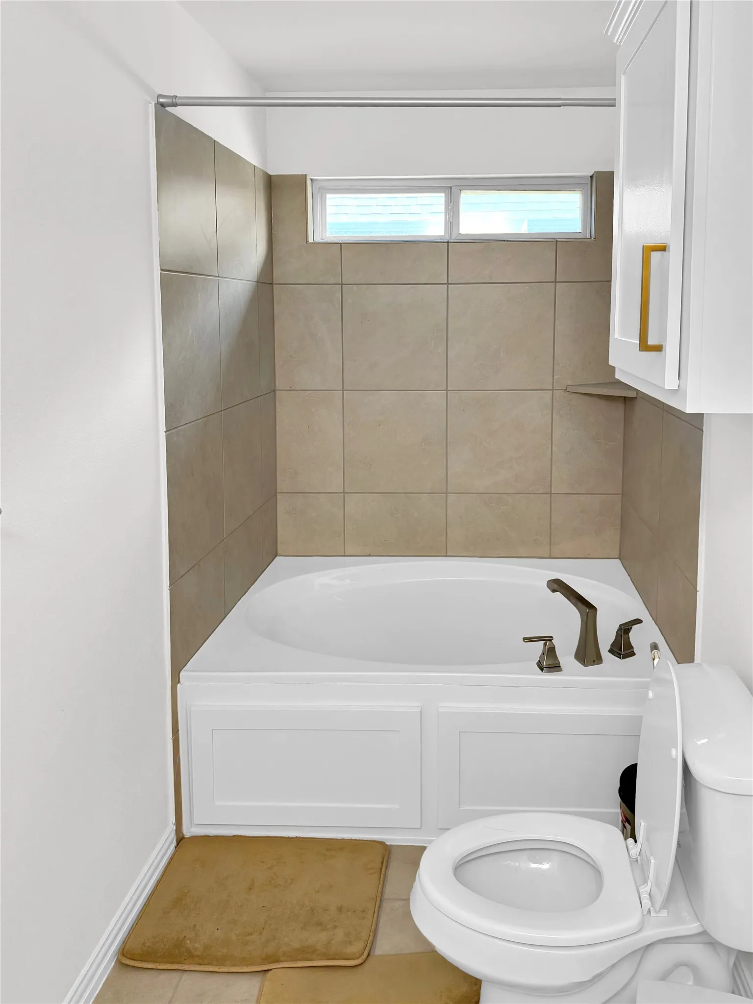 Single Family Residence For Rent in Collin County , 14550 Gentle Breeze Road, Frisco, Texas 75035, 6 Bedroom, 4 Bathroom, 2 Garage spaces, 3,816 Sqft, built in 2021, mls#21383067, Real Estate Agent in Frisco, Homes For Rent in Collin county, Homes For Rent in Frisco, Realtor in Frisco Texas, Real Estate Brokerage Independent Realty Texas, Luminita Cordes Realtor