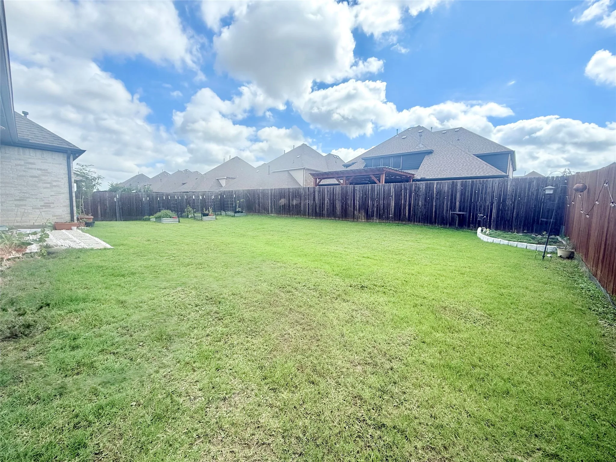 Single Family Residence For Rent in Collin County , 14550 Gentle Breeze Road, Frisco, Texas 75035, 6 Bedroom, 4 Bathroom, 2 Garage spaces, 3,816 Sqft, built in 2021, mls#21383067, Real Estate Agent in Frisco, Homes For Rent in Collin county, Homes For Rent in Frisco, Realtor in Frisco Texas, Real Estate Brokerage Independent Realty Texas, Luminita Cordes Realtor