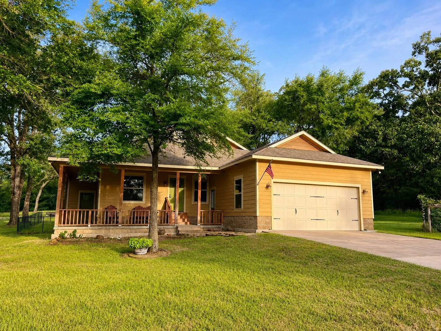 Single Family Residence For Sale in Hopkins County , 767 County Road 1218, Brashear, Texas 75420, 4 Bedroom, 3 Bathroom, 2 Garage spaces, 2,153 Sqft, built in 2015, mls#21383052, Real Estate Agent in Brashear, Homes For Sale in Hopkins county, Homes For Sale in Brashear, Realtor in Brashear Texas, Real Estate Brokerage Independent Realty Texas, Luminita Cordes Realtor