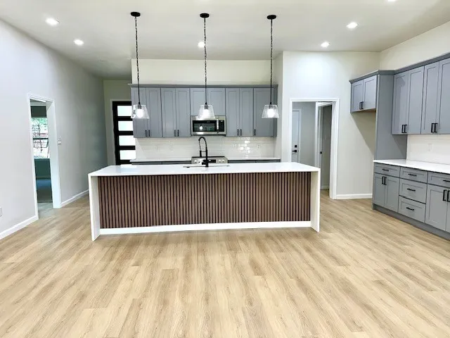 Single Family Residence For Rent in Tarrant County , 209 Cotton Drive, Mansfield, Texas 76063, 3 Bedroom, 2 Bathroom, 2 Garage spaces, 1,911 Sqft, built in 2025, mls#21369491, Real Estate Agent in Mansfield, Homes For Rent in Tarrant county, Homes For Rent in Mansfield, Realtor in Mansfield Texas, Real Estate Brokerage Independent Realty Texas, Luminita Cordes Realtor