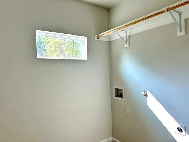 Single Family Residence For Rent in Tarrant County , 209 Cotton Drive, Mansfield, Texas 76063, 3 Bedroom, 2 Bathroom, 2 Garage spaces, 1,911 Sqft, built in 2025, mls#21369491, Real Estate Agent in Mansfield, Homes For Rent in Tarrant county, Homes For Rent in Mansfield, Realtor in Mansfield Texas, Real Estate Brokerage Independent Realty Texas, Luminita Cordes Realtor