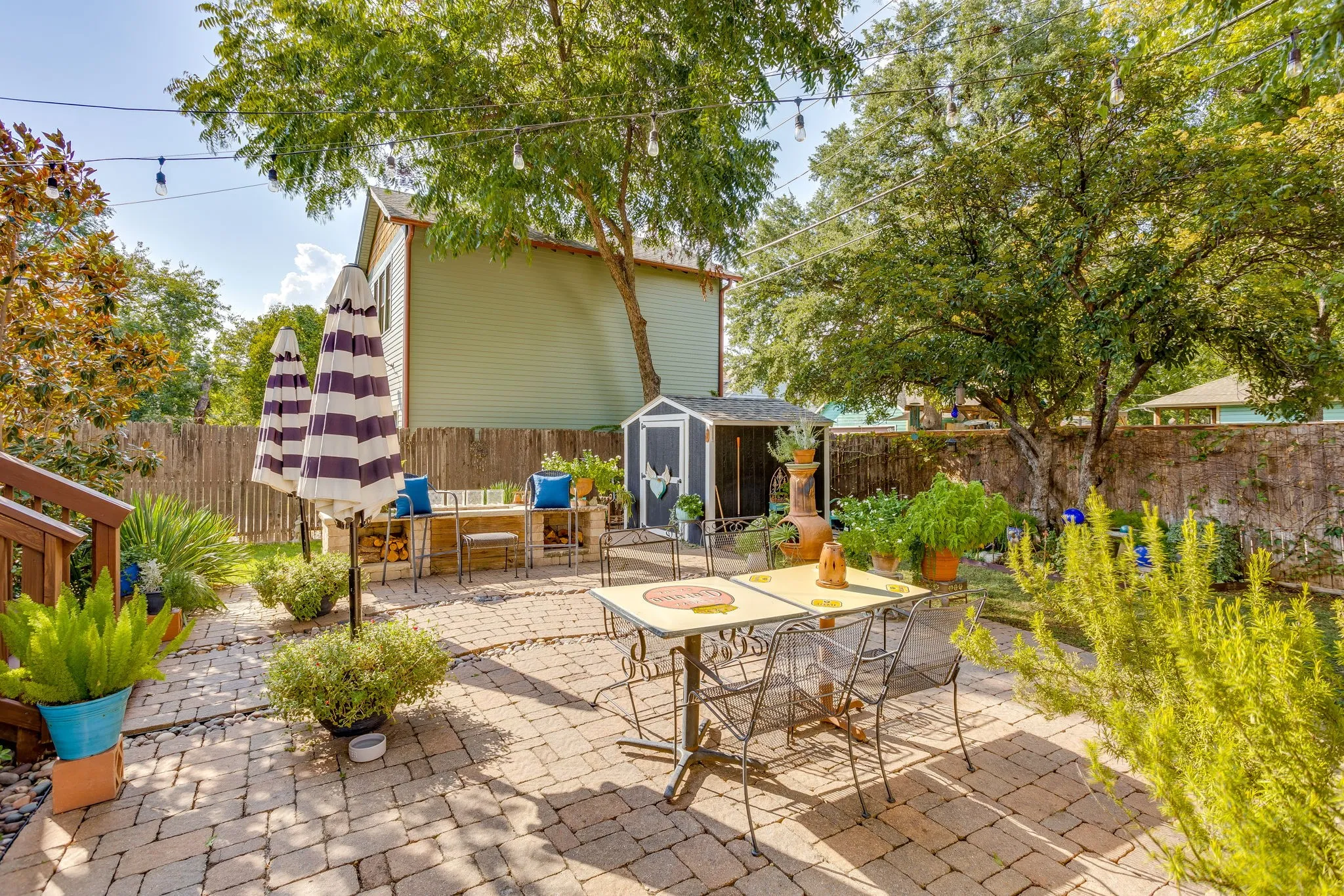 Single Family Residence For Sale in Tarrant County , 1116 W Arlington Avenue, Fort Worth, Texas 76110, 2 Bedroom, 2 Bathroom, Garage spaces, 1,350 Sqft, built in 1927, mls#21383084, Real Estate Agent in Fort Worth, Homes For Sale in Tarrant county, Homes For Sale in Fort Worth, Realtor in Fort Worth Texas, Real Estate Brokerage Independent Realty Texas, Luminita Cordes Realtor