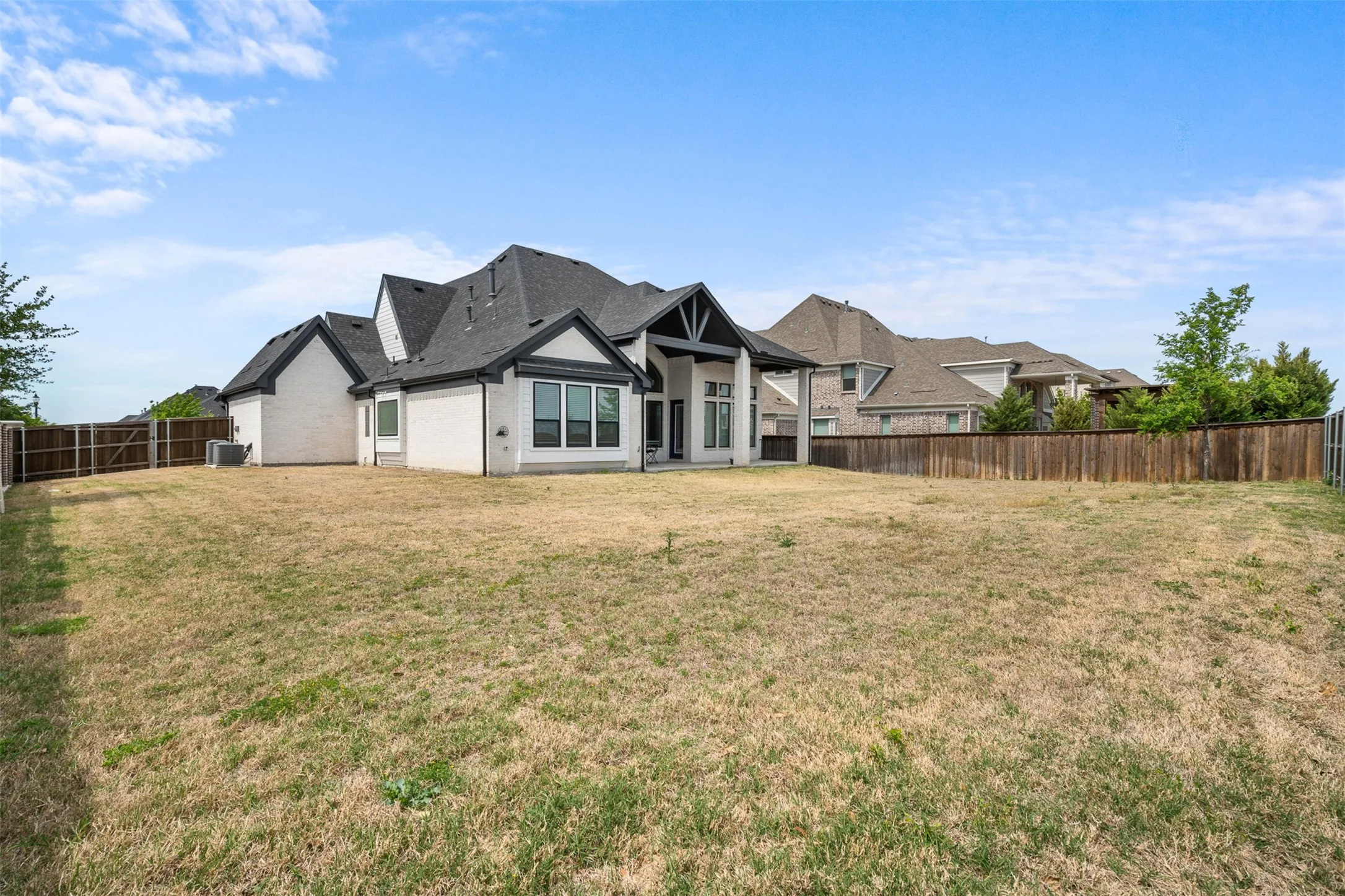Single Family Residence For Sale in Collin County , 4428 Mill Pond Drive, Celina, Texas 75009, 4 Bedroom, 4 Bathroom, 3 Garage spaces, 2,883 Sqft, built in 2023, mls#21382977, Real Estate Agent in Celina, Homes For Sale in Collin county, Homes For Sale in Celina, Realtor in Celina Texas, Real Estate Brokerage Independent Realty Texas, Luminita Cordes Realtor