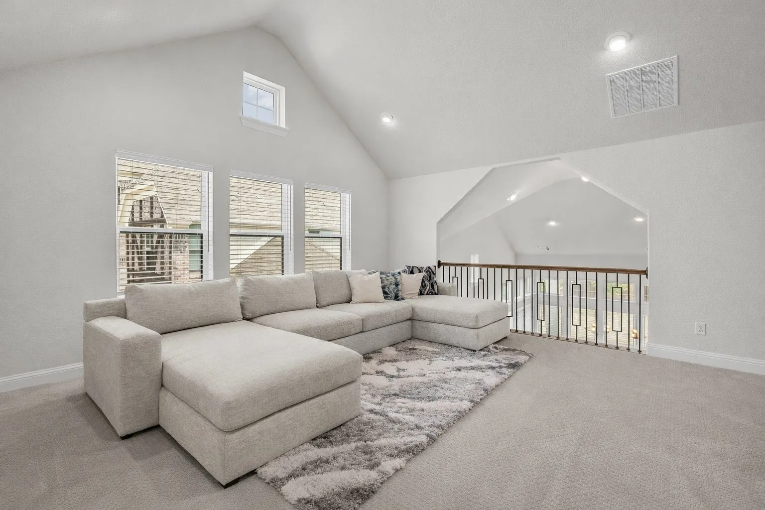Single Family Residence For Sale in Collin County , 4428 Mill Pond Drive, Celina, Texas 75009, 4 Bedroom, 4 Bathroom, 3 Garage spaces, 2,883 Sqft, built in 2023, mls#21382977, Real Estate Agent in Celina, Homes For Sale in Collin county, Homes For Sale in Celina, Realtor in Celina Texas, Real Estate Brokerage Independent Realty Texas, Luminita Cordes Realtor