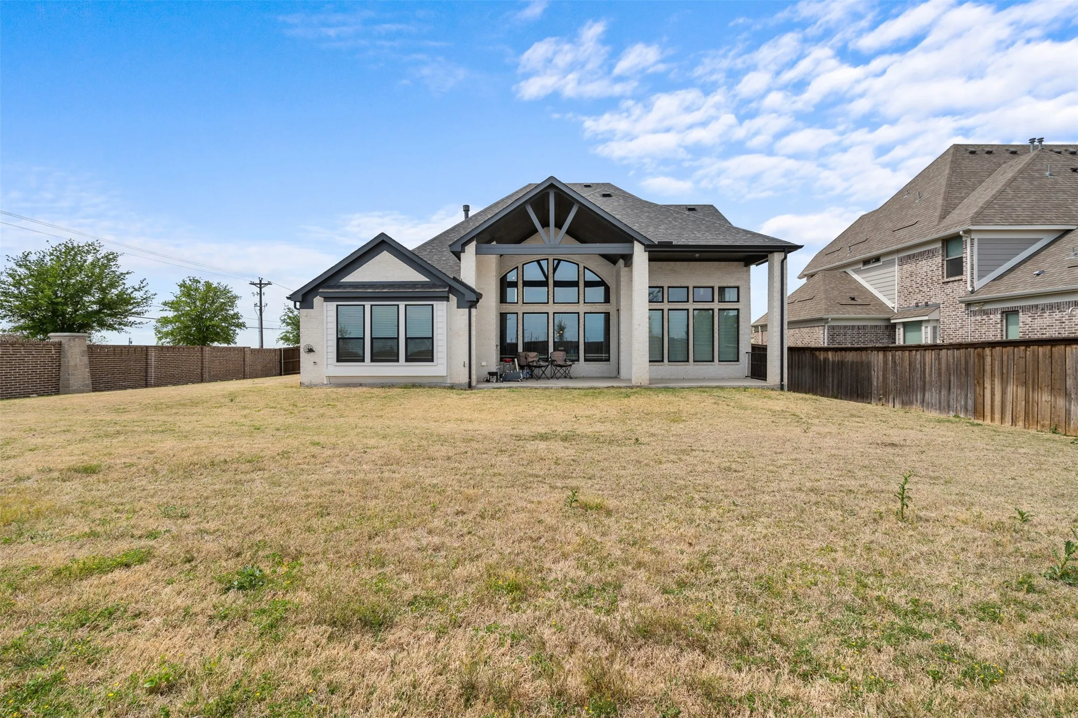 Single Family Residence For Sale in Collin County , 4428 Mill Pond Drive, Celina, Texas 75009, 4 Bedroom, 4 Bathroom, 3 Garage spaces, 2,883 Sqft, built in 2023, mls#21382977, Real Estate Agent in Celina, Homes For Sale in Collin county, Homes For Sale in Celina, Realtor in Celina Texas, Real Estate Brokerage Independent Realty Texas, Luminita Cordes Realtor