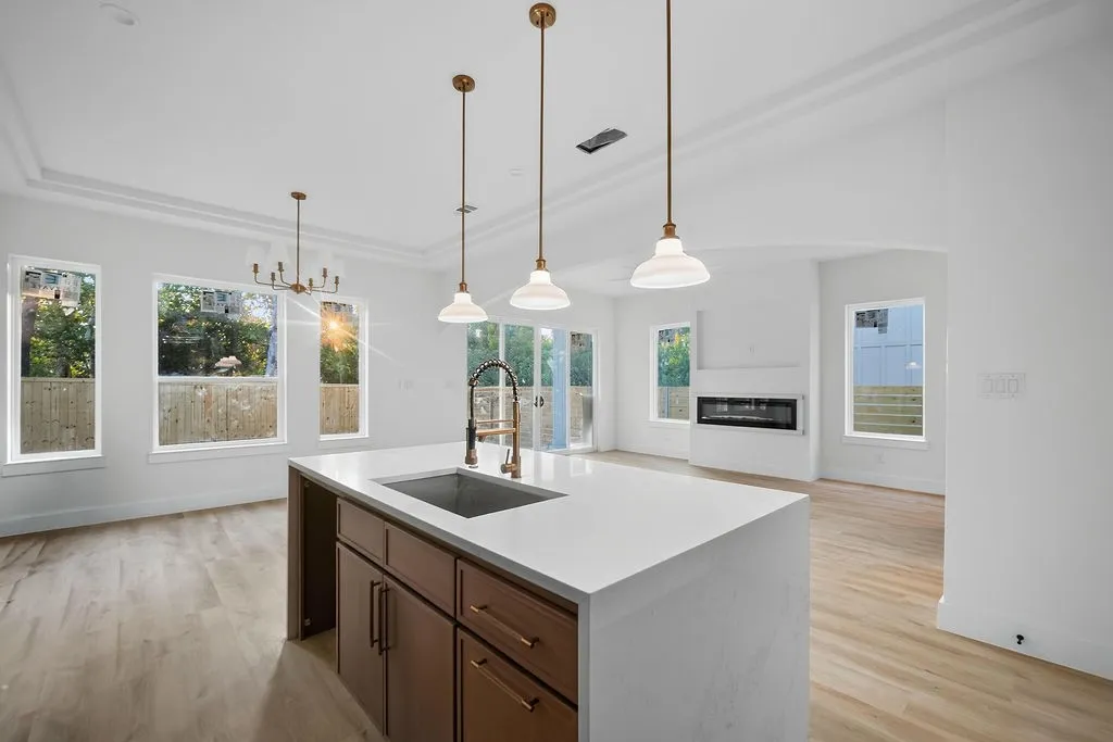 Single Family Residence For Sale in Dallas County , 345 Bonnie View Road, Dallas, Texas 75203, 4 Bedroom, 4 Bathroom, 2 Garage spaces, 2,248 Sqft, built in 2026, mls#21370177, Real Estate Agent in Dallas, Homes For Sale in Dallas county, Homes For Sale in Dallas, Realtor in Dallas Texas, Real Estate Brokerage Independent Realty Texas, Luminita Cordes Realtor