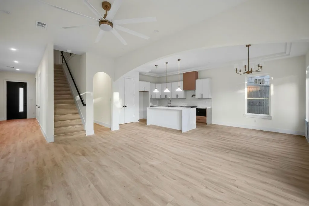 Single Family Residence For Sale in Dallas County , 345 Bonnie View Road, Dallas, Texas 75203, 4 Bedroom, 4 Bathroom, 2 Garage spaces, 2,248 Sqft, built in 2026, mls#21370177, Real Estate Agent in Dallas, Homes For Sale in Dallas county, Homes For Sale in Dallas, Realtor in Dallas Texas, Real Estate Brokerage Independent Realty Texas, Luminita Cordes Realtor