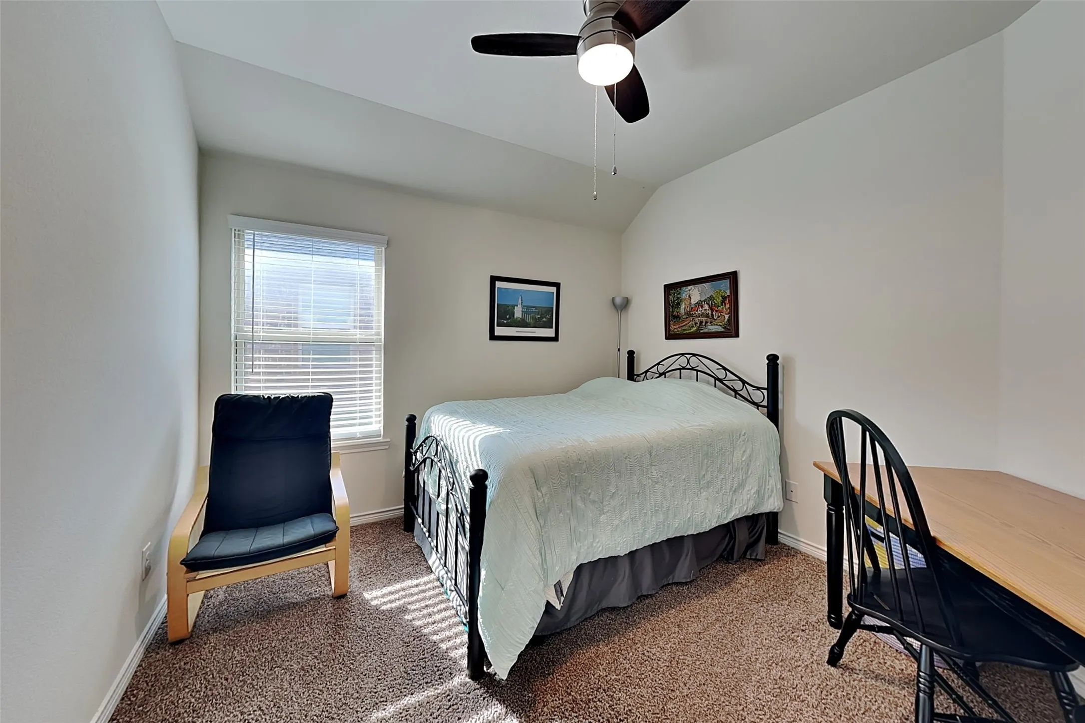 Single Family Residence For Rent in Hunt County , 3201 Overlook Drive, Royse City, Texas 75189, 4 Bedroom, 2 Bathroom, 2 Garage spaces, 1,943 Sqft, built in 2019, mls#21382986, Real Estate Agent in Royse City, Homes For Rent in Hunt county, Homes For Rent in Royse City, Realtor in Royse City Texas, Real Estate Brokerage Independent Realty Texas, Luminita Cordes Realtor