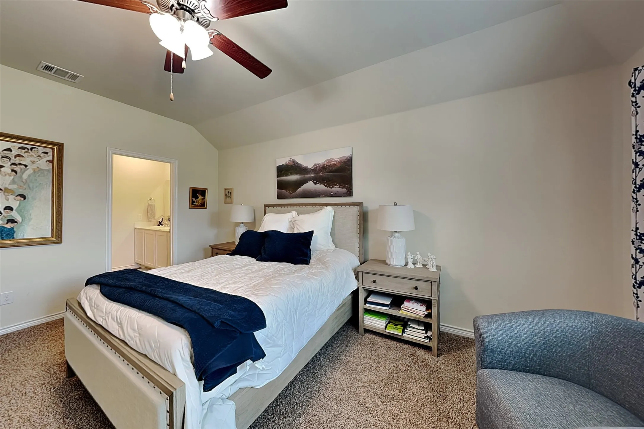 Single Family Residence For Rent in Hunt County , 3201 Overlook Drive, Royse City, Texas 75189, 4 Bedroom, 2 Bathroom, 2 Garage spaces, 1,943 Sqft, built in 2019, mls#21382986, Real Estate Agent in Royse City, Homes For Rent in Hunt county, Homes For Rent in Royse City, Realtor in Royse City Texas, Real Estate Brokerage Independent Realty Texas, Luminita Cordes Realtor