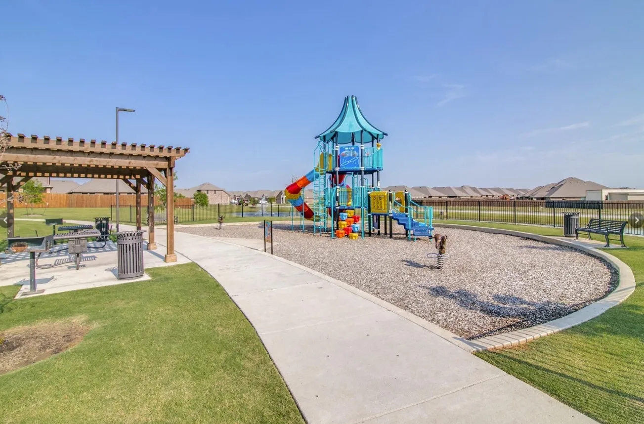 Single Family Residence For Rent in Hunt County , 3201 Overlook Drive, Royse City, Texas 75189, 4 Bedroom, 2 Bathroom, 2 Garage spaces, 1,943 Sqft, built in 2019, mls#21382986, Real Estate Agent in Royse City, Homes For Rent in Hunt county, Homes For Rent in Royse City, Realtor in Royse City Texas, Real Estate Brokerage Independent Realty Texas, Luminita Cordes Realtor