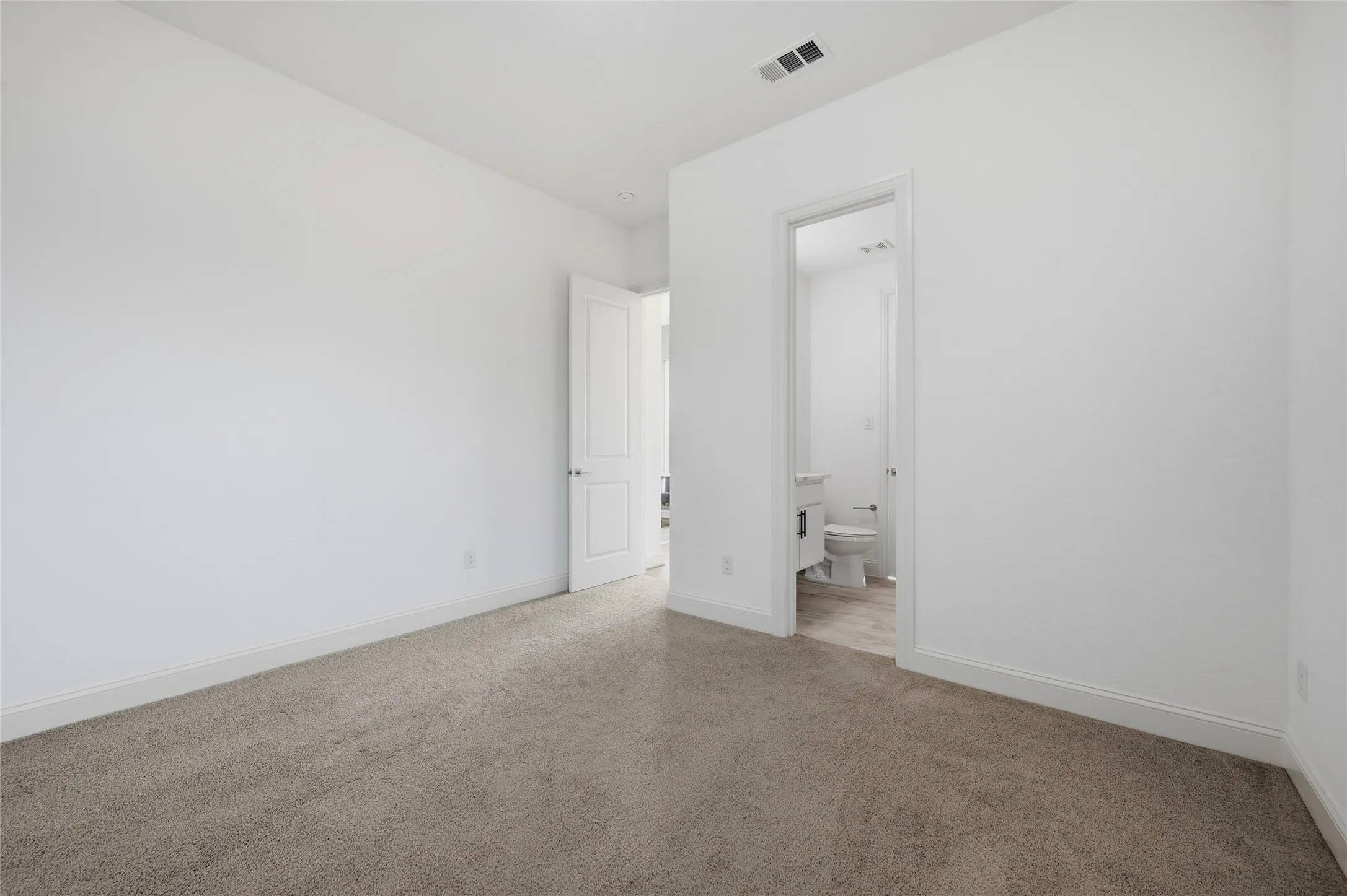 Single Family Residence For Sale in Grayson County , 2722 Stonecrest Drive, Sherman, Texas 75092, 4 Bedroom, 3 Bathroom, 3 Garage spaces, 3,044 Sqft, built in 2023, mls#21381602, Real Estate Agent in Sherman, Homes For Sale in Grayson county, Homes For Sale in Sherman, Realtor in Sherman Texas, Real Estate Brokerage Independent Realty Texas, Luminita Cordes Realtor