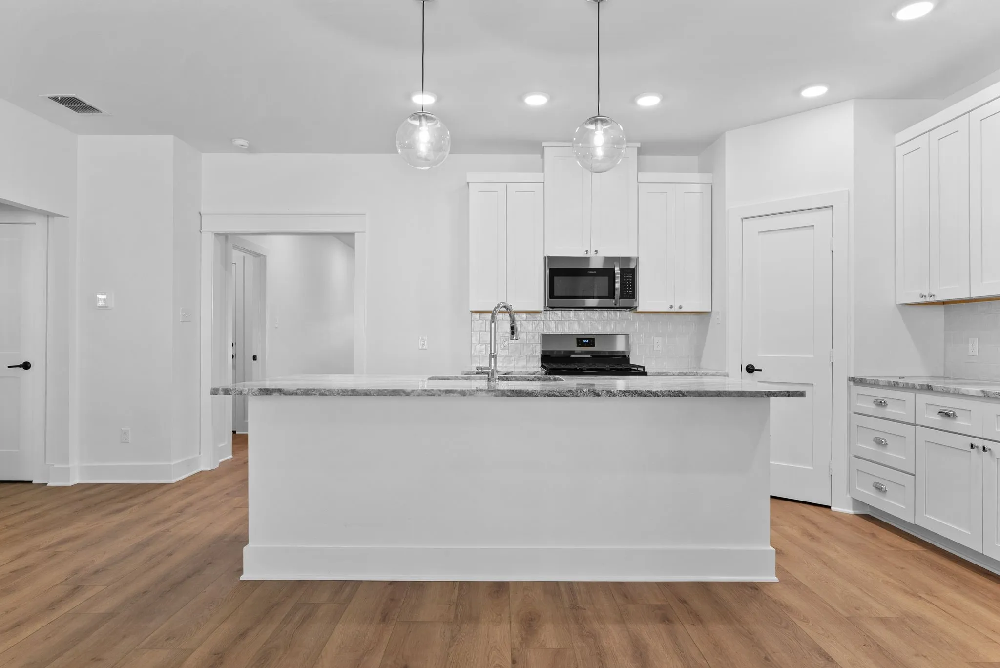 Single Family Residence For Sale in Smith County , 2958 Calloway Road, Tyler, Texas 75707, 3 Bedroom, 2 Bathroom, 2 Garage spaces, 1,428 Sqft, built in 2025, mls#21383109, Real Estate Agent in Tyler, Homes For Sale in Smith county, Homes For Sale in Tyler, Realtor in Tyler Texas, Real Estate Brokerage Independent Realty Texas, Luminita Cordes Realtor