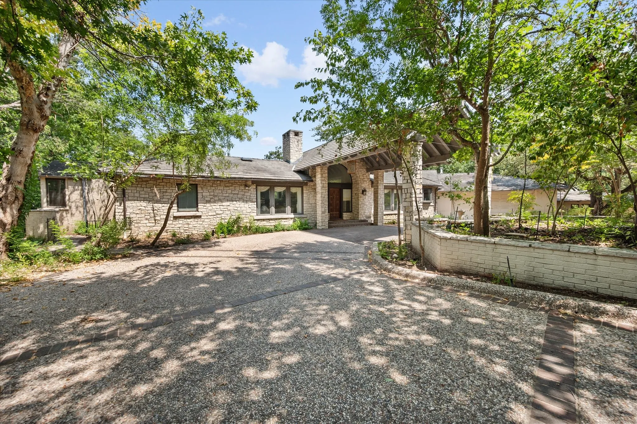 Improved Land For Sale in Tarrant County , 301 Crestwood Drive, Fort Worth, Texas 76107, 0, 0, Garage spaces, 0 Sqft, built in 1946, mls#21381773, Real Estate Agent in Fort Worth, Homes For Sale in Tarrant county, Homes For Sale in Fort Worth, Realtor in Fort Worth Texas, Real Estate Brokerage Independent Realty Texas, Luminita Cordes Realtor